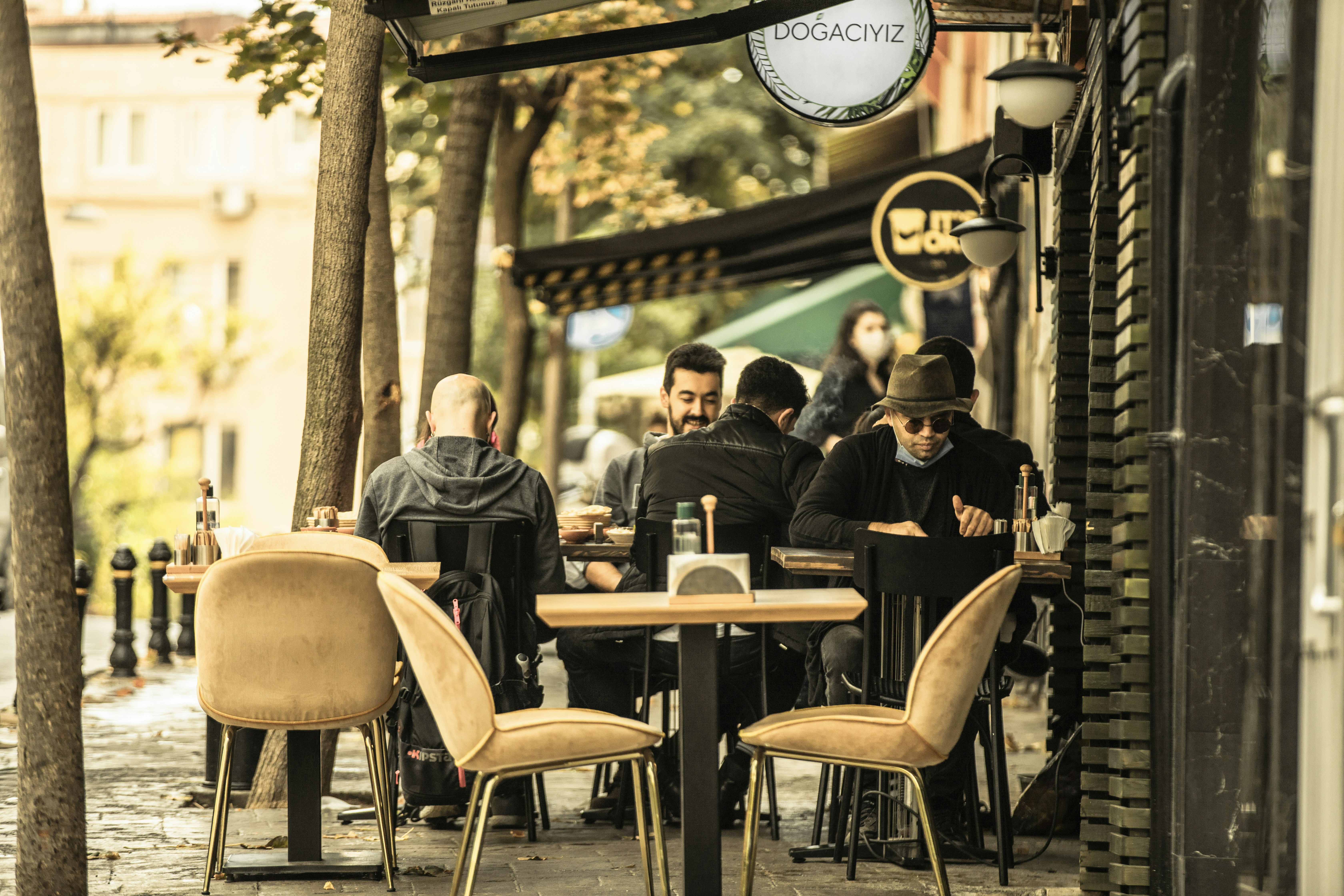 Photo by sinahnyazdi