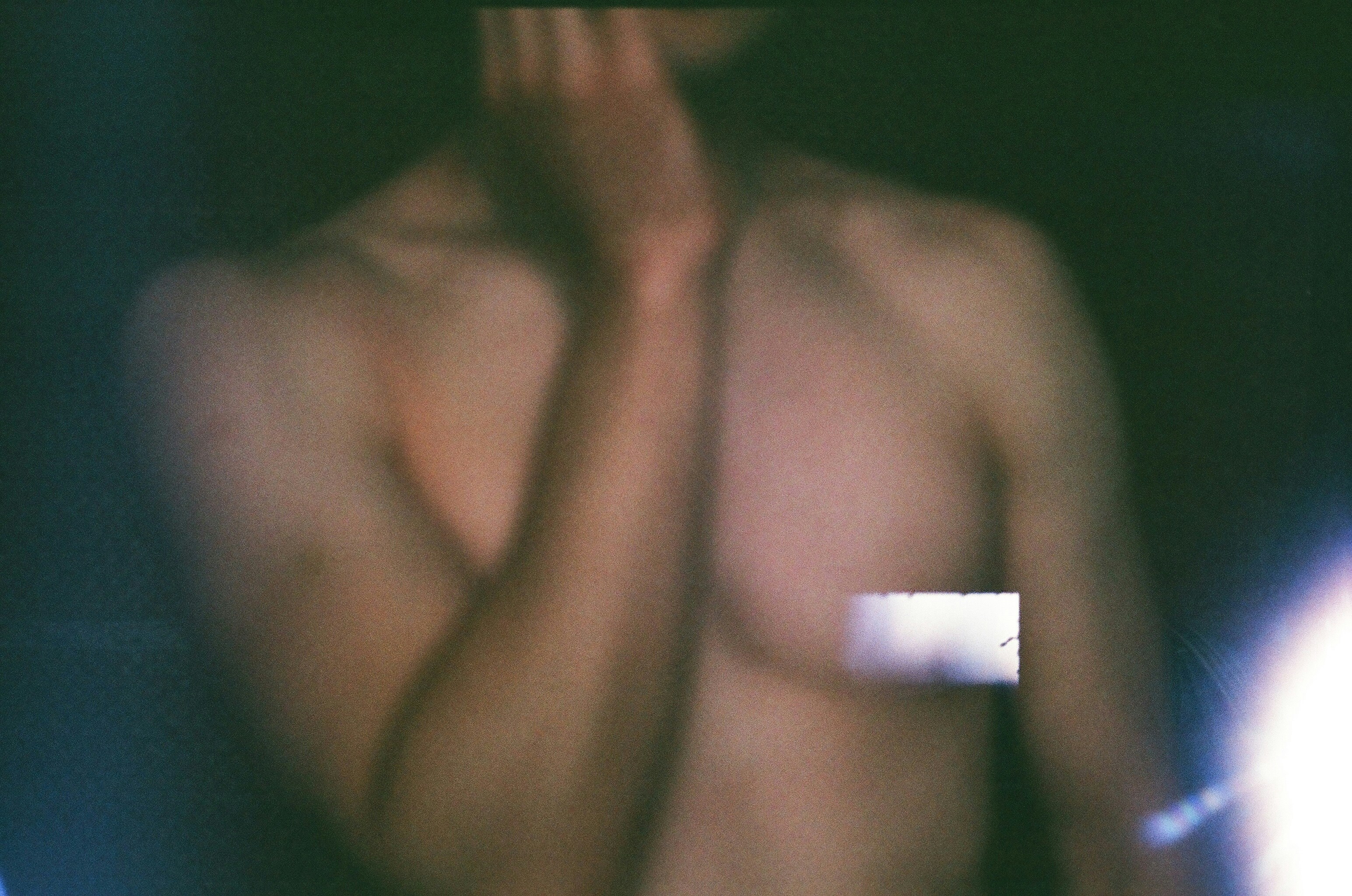 Pád Grimes: Kontroverzie a zmena identity