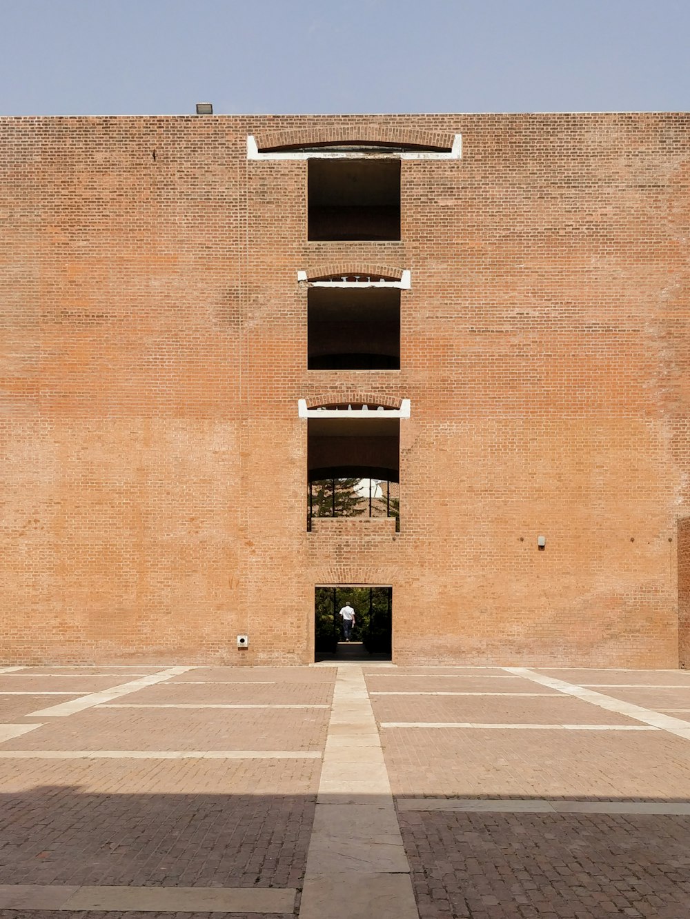 brown concrete building during daytime