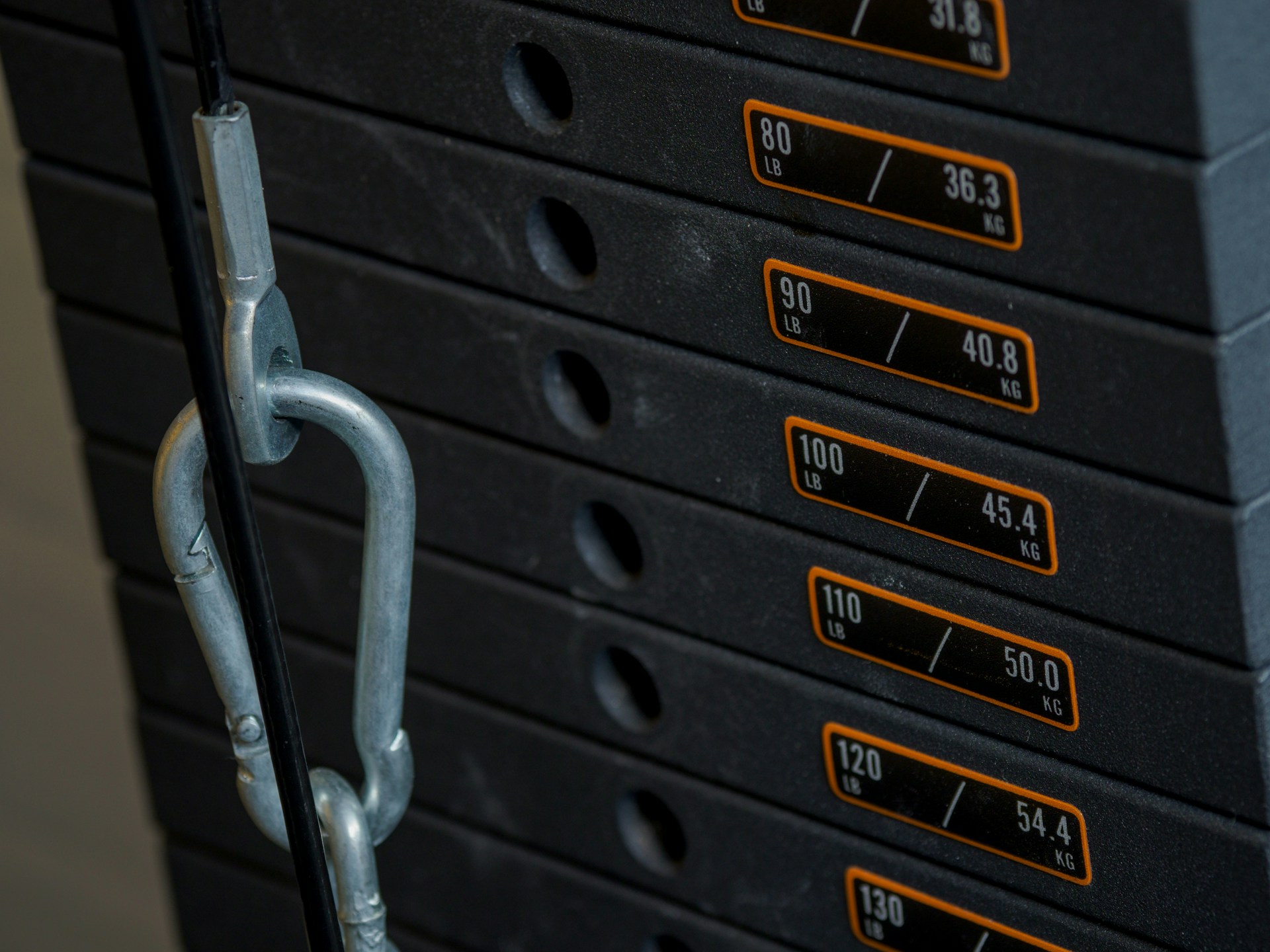 gray computer monitor