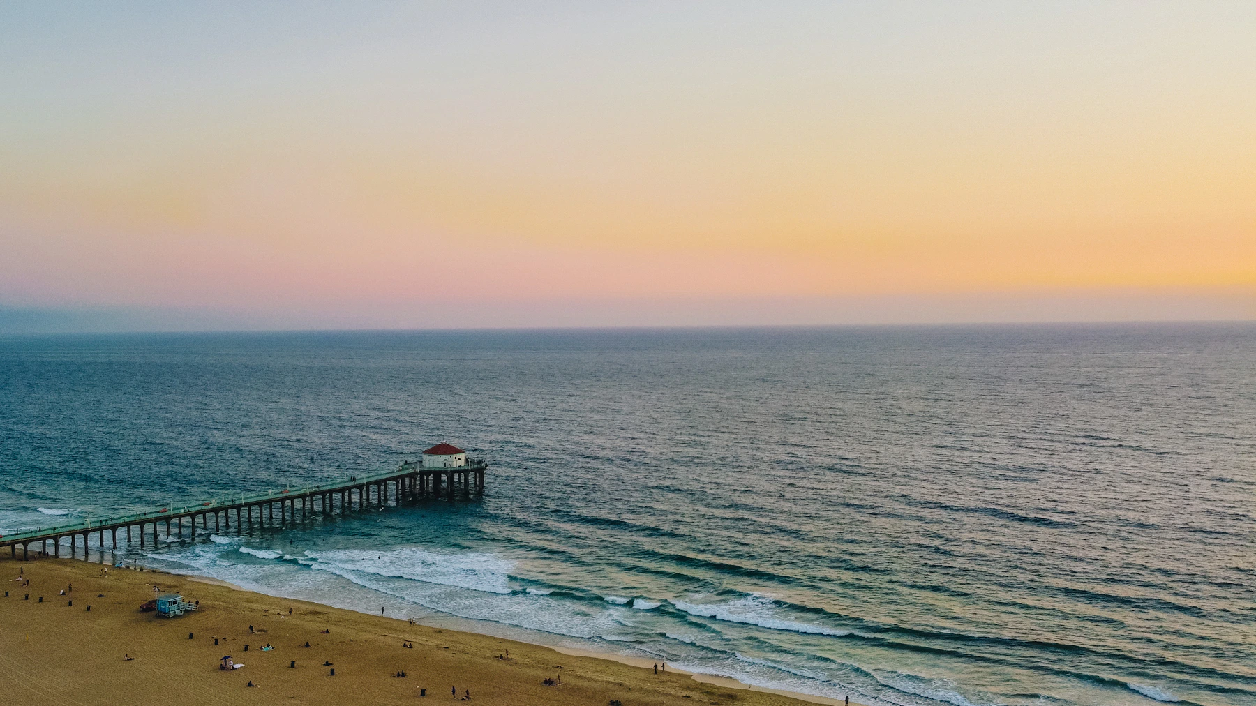 Manhattan Beach Pier extending into the Pacific