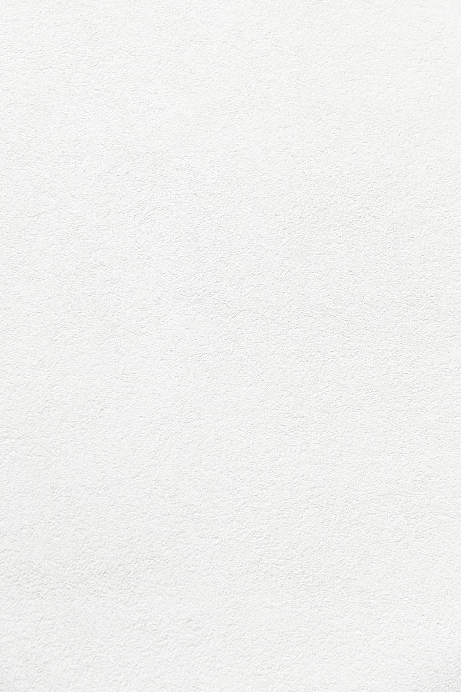 Nahaufnahme einer sauberen, glänzenden Granit-Arbeitsplatte