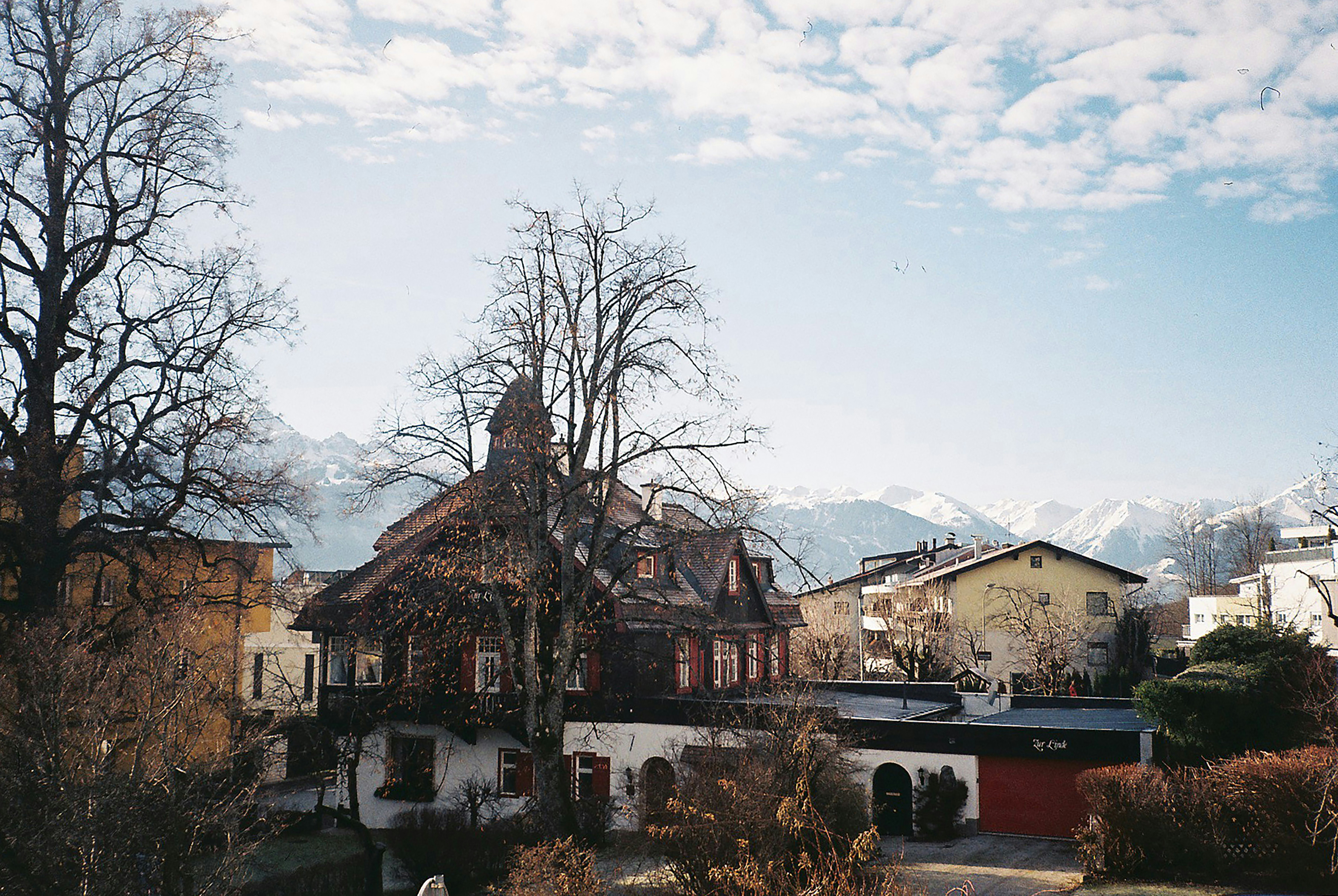 Photo by raygar