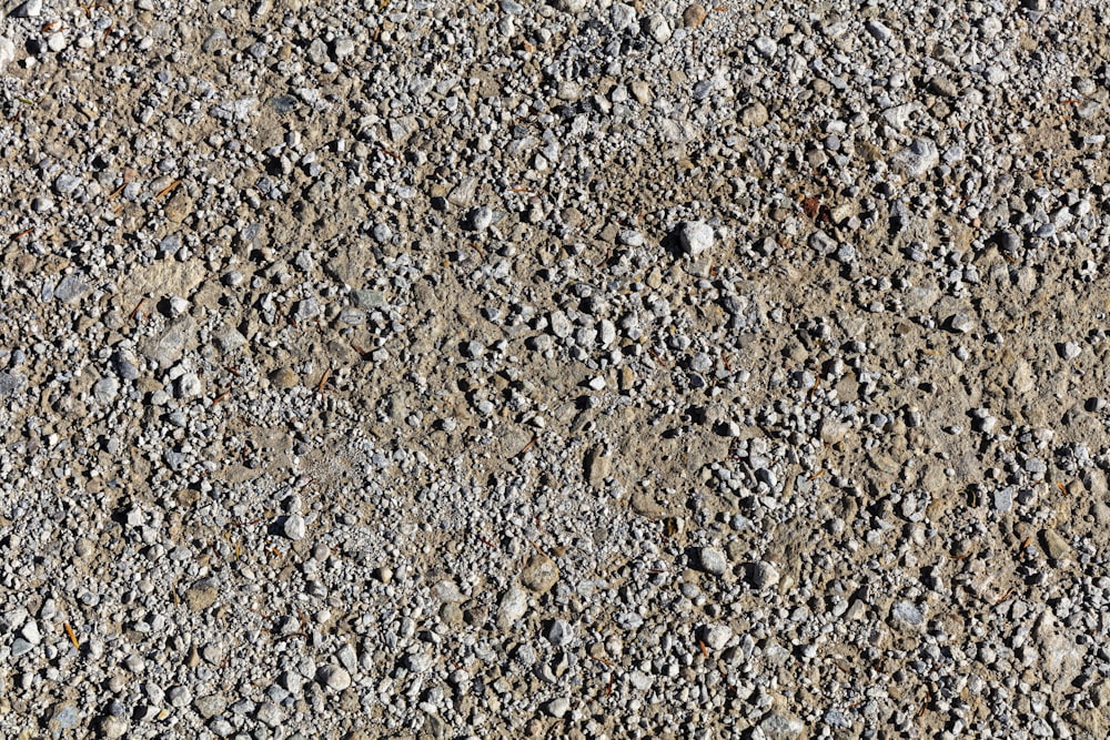 brown and gray stone fragments