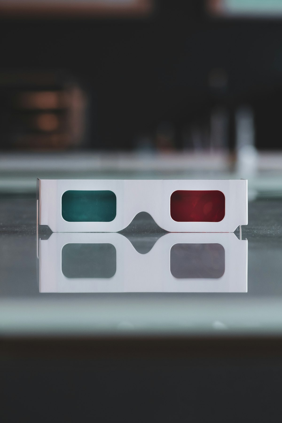 Wear Your 3D Glasses: 3 Ways to Eliminate Distractions for a Purposeful Life