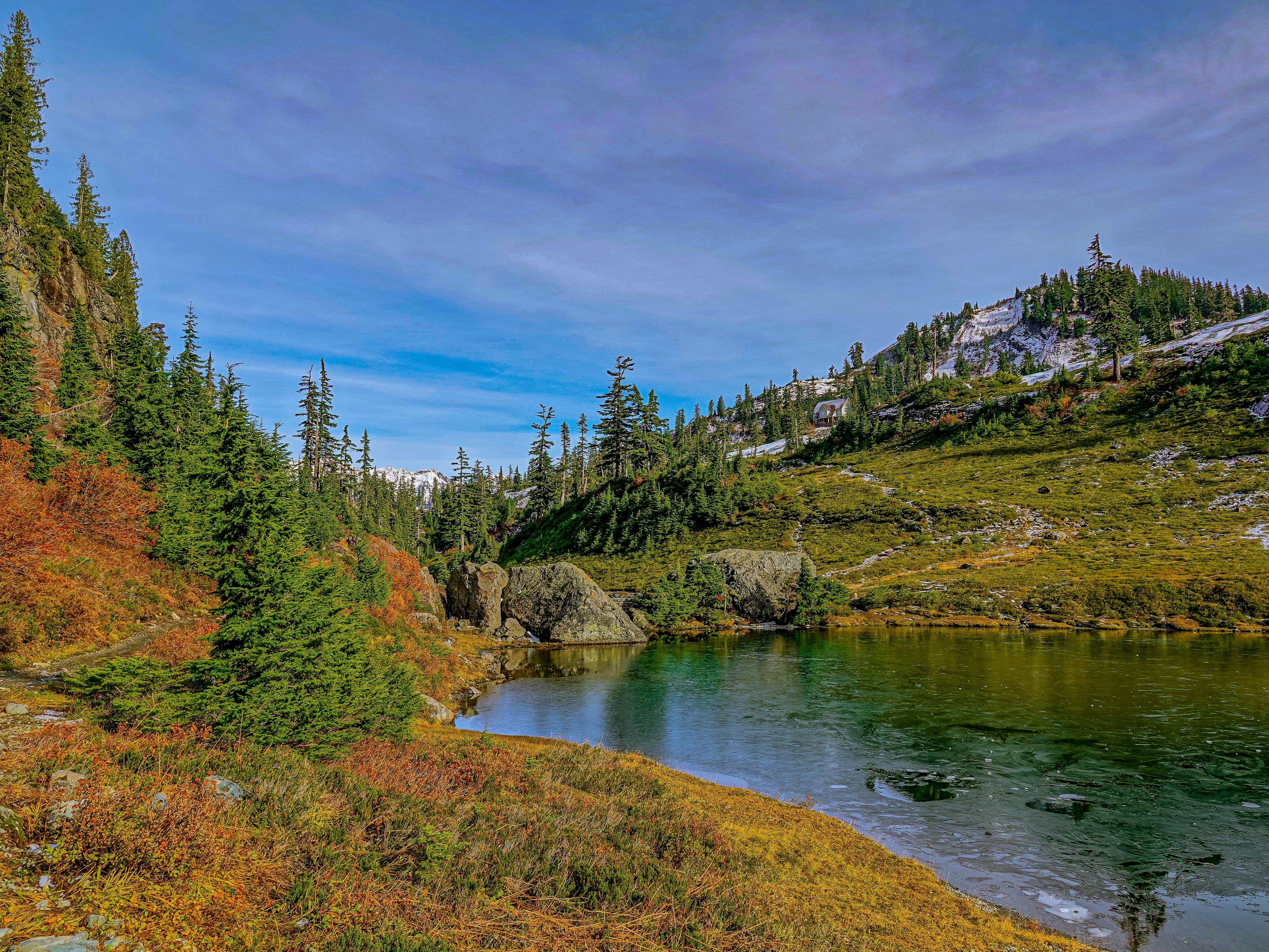 Photo by pavlpolo_official