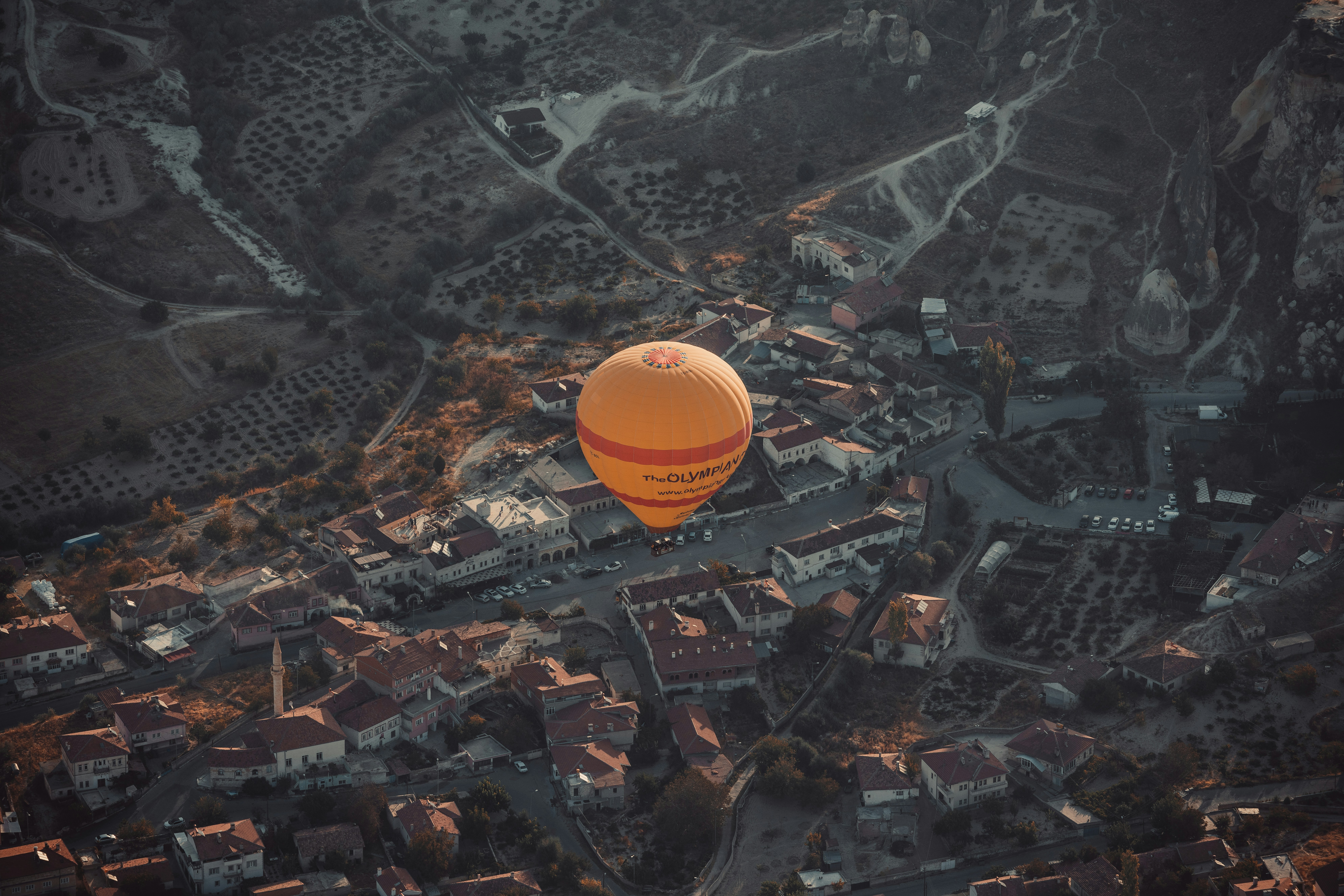 LANDER passport office