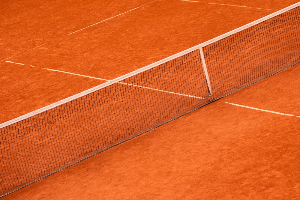 white and brown tennis net