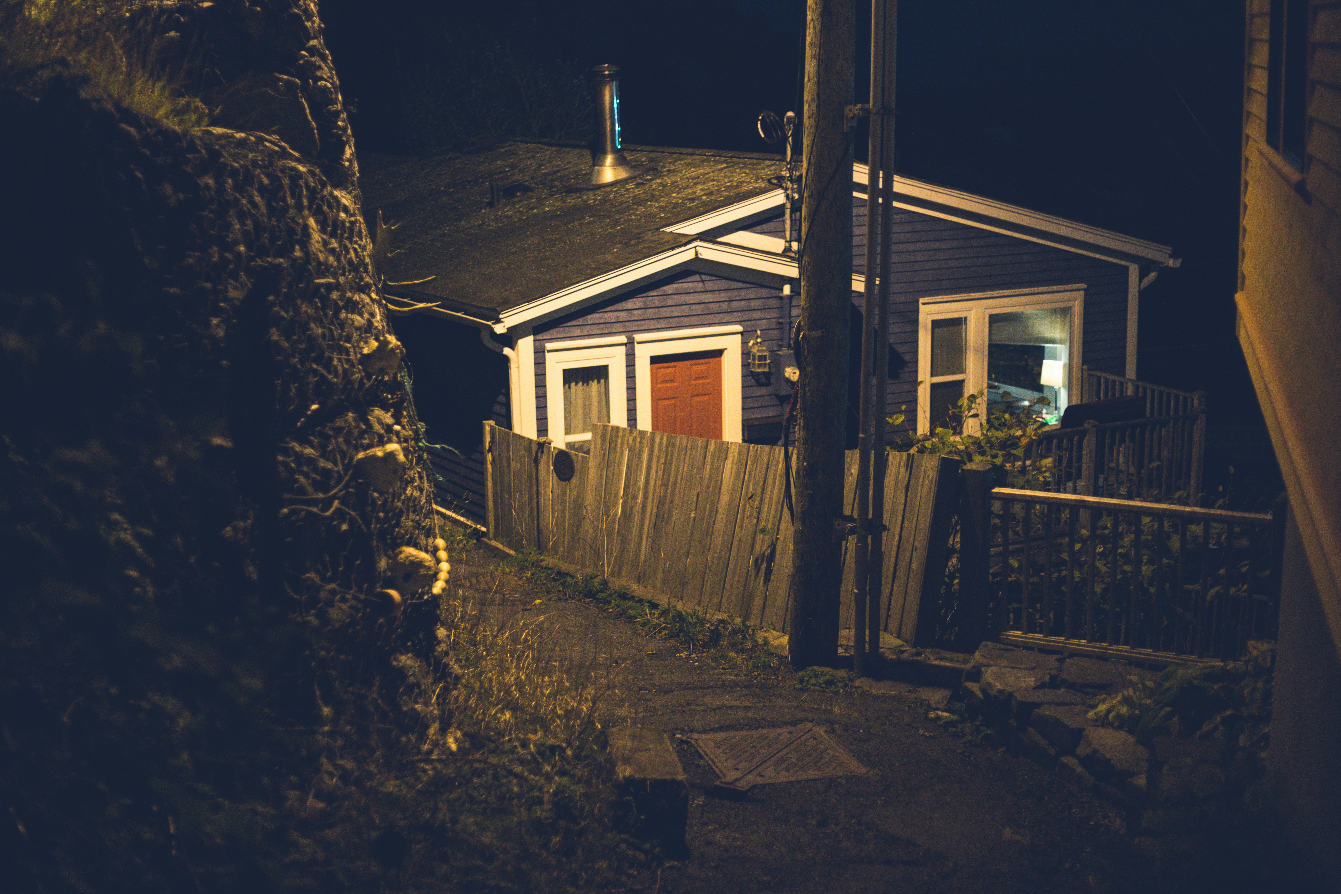 Dentist, Wife Found Shot to Death in Home, With Children Unharmed