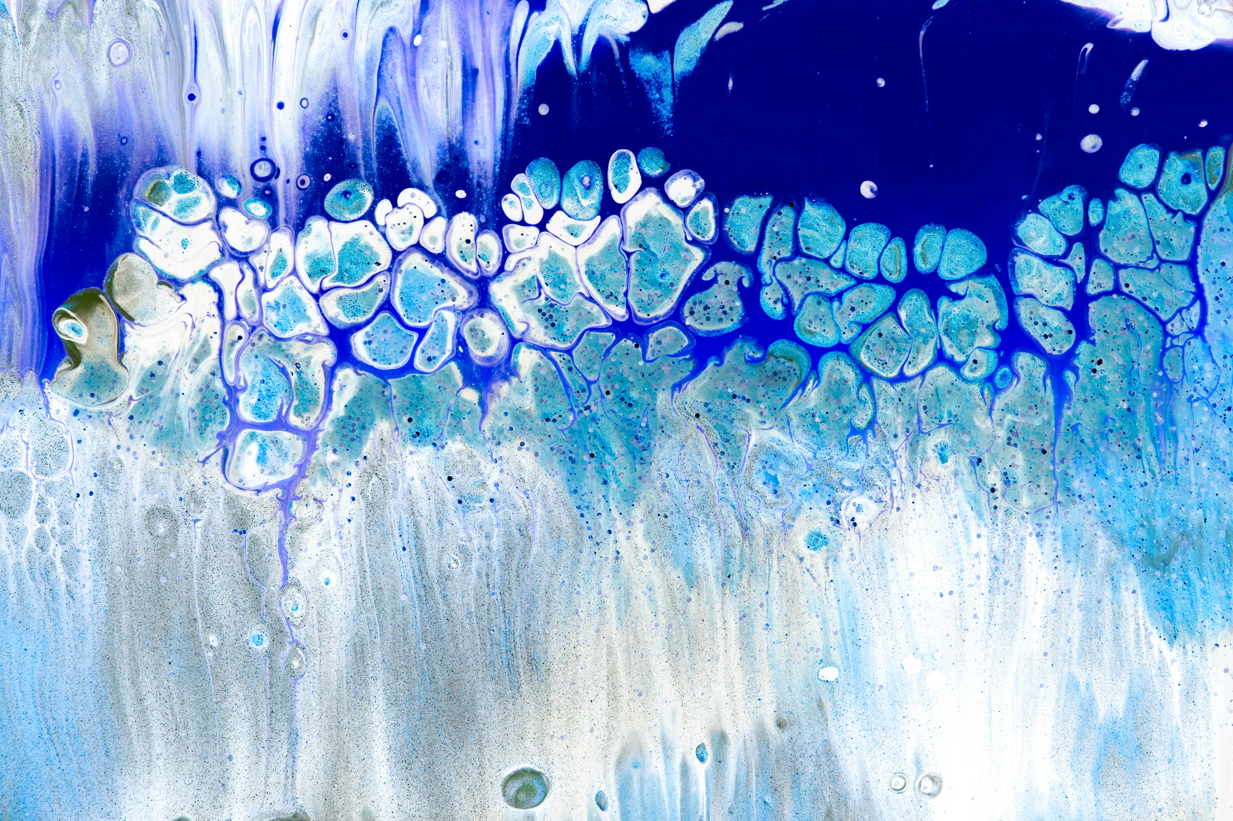 Photo by solenfeyissa