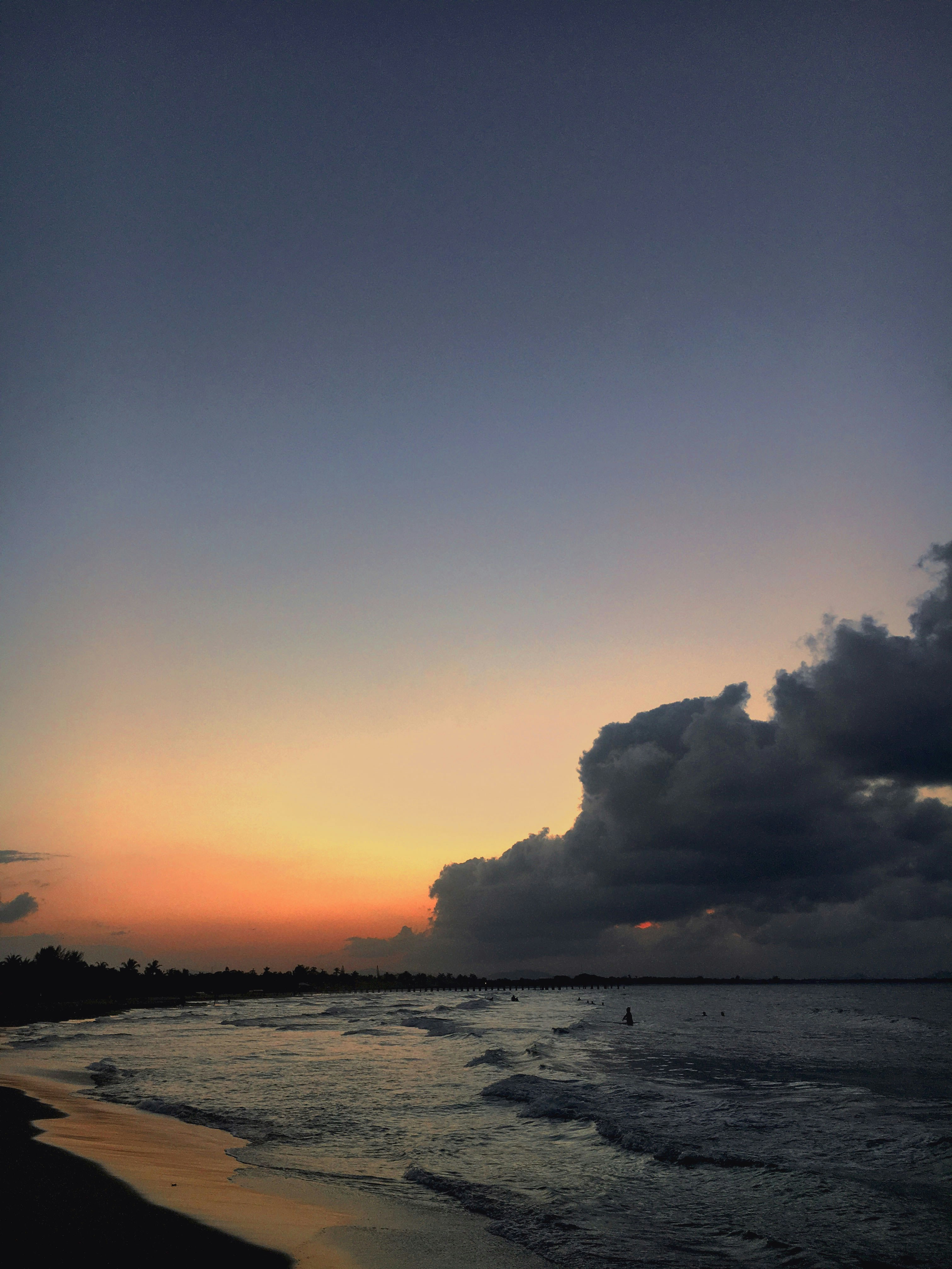 Photo by alli_navarro