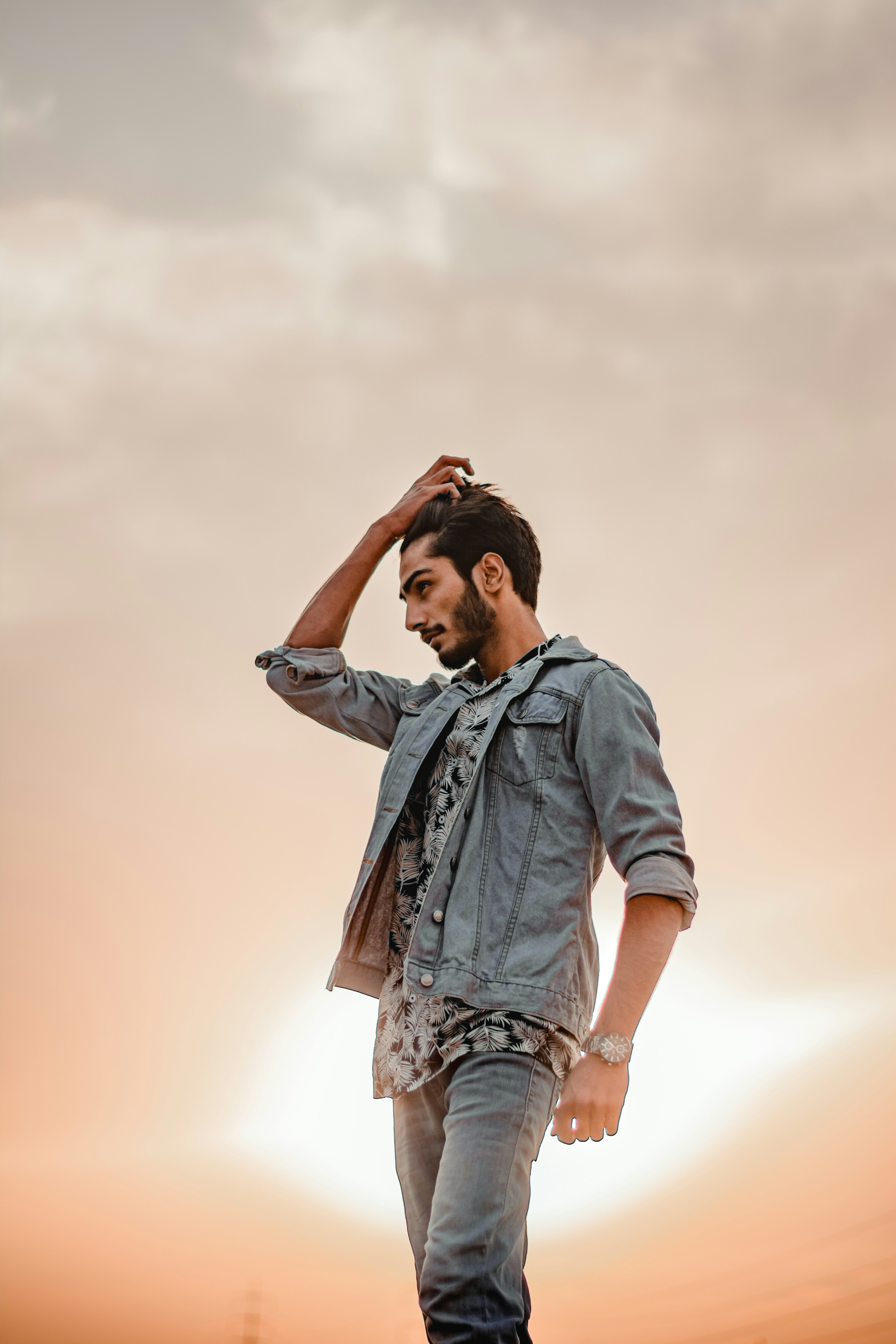 photo-1604346016072-06a26cdb5c3a?ixid=M3wxMjA3fDB8MXxzZWFyY2h8MzB8fHRpa3Rva3xlbnwwfHx8fDE3MzY4MzczNzF8MA%5Cu0026ixlib=rb-4.0.3