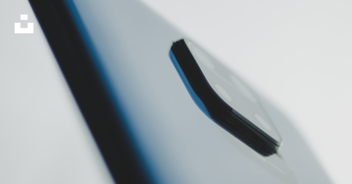 Blue and black rectangular device photo – Free Smartphone Image on Unsplash