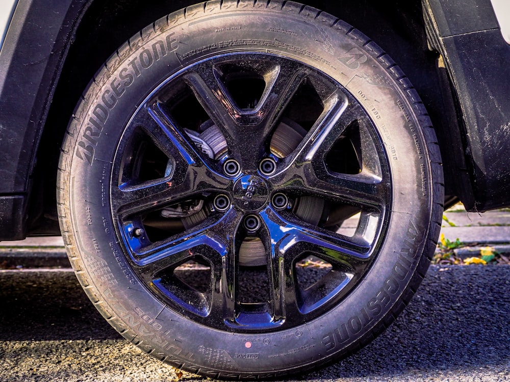 blue and black car wheel