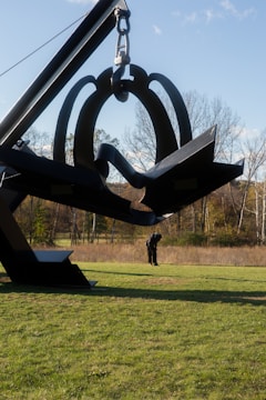 Photograph of a site-specific piece interacting with its environment.