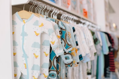 white and blue floral crew neck t-shirt