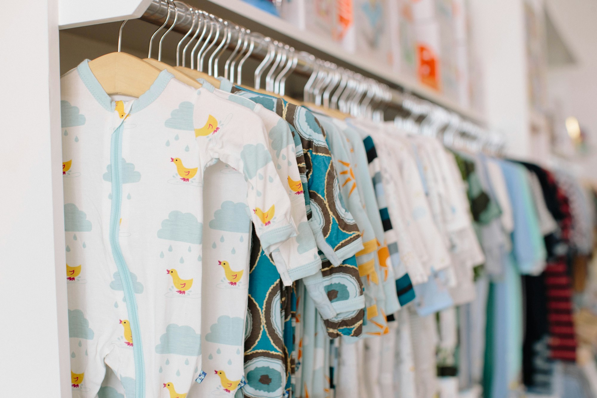 white and blue floral crew neck t-shirt