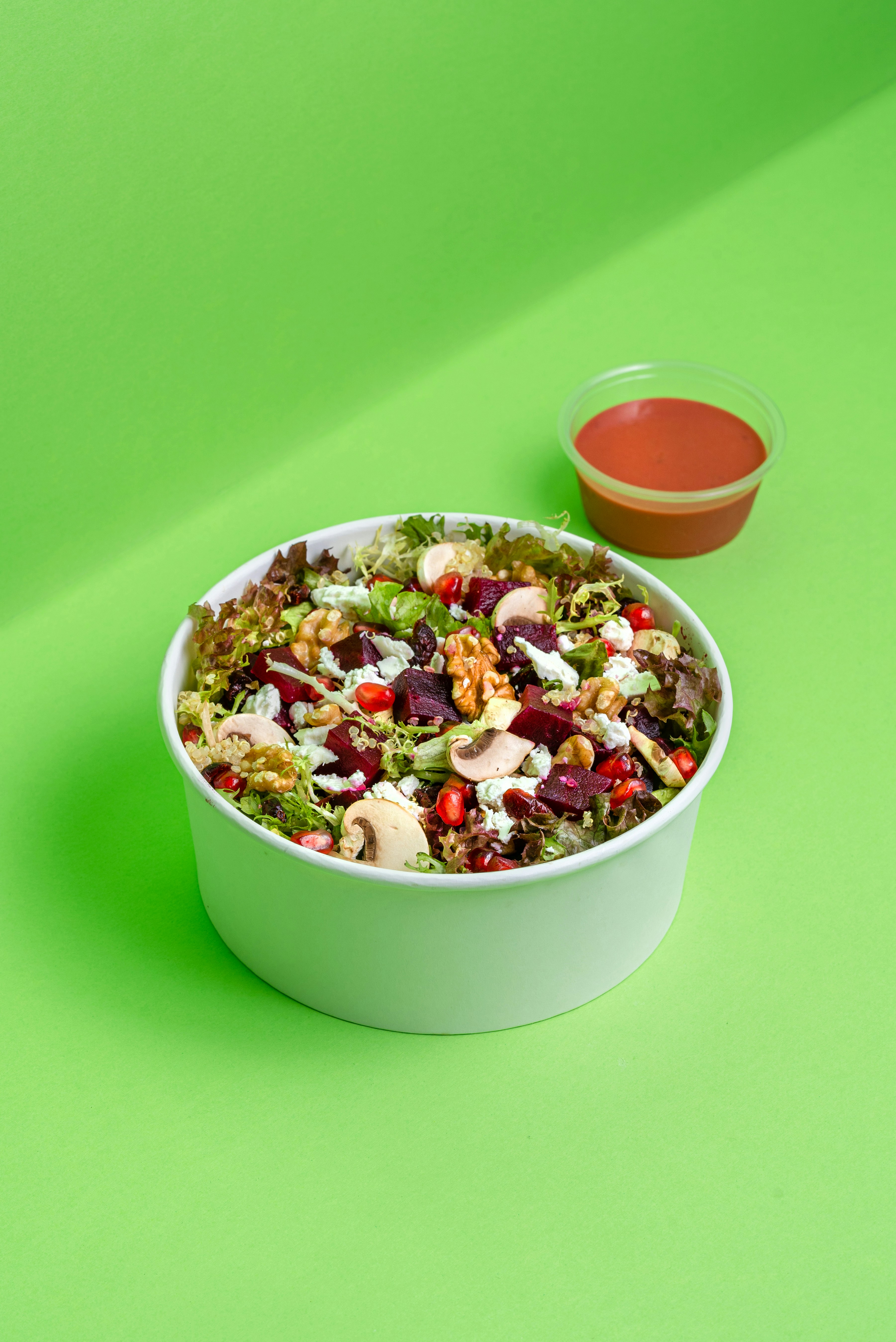 A fresh and healthy salad bowl.