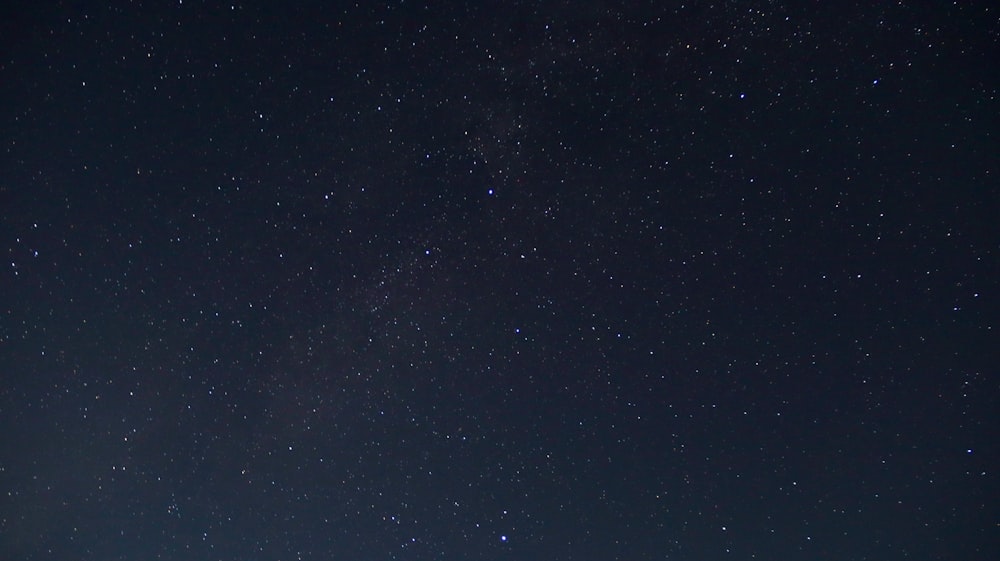 stars in the sky during night time