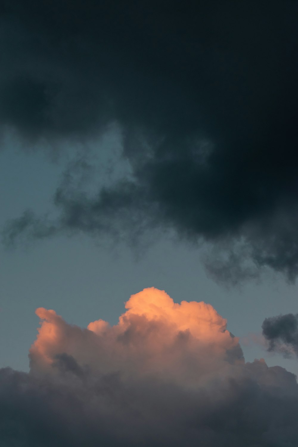 white clouds and blue sky during daytime