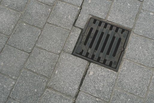 Grille de trottoir