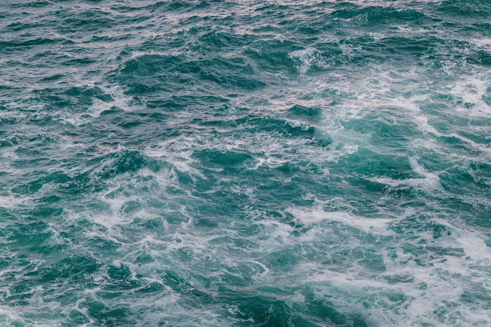 blue ocean water during daytime