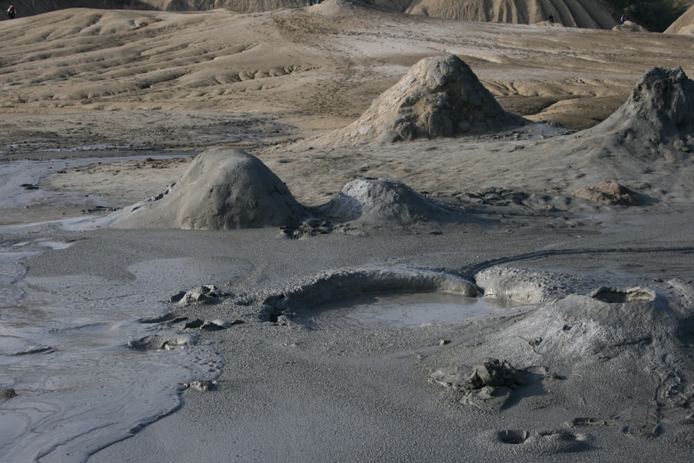 brown sand with black stones