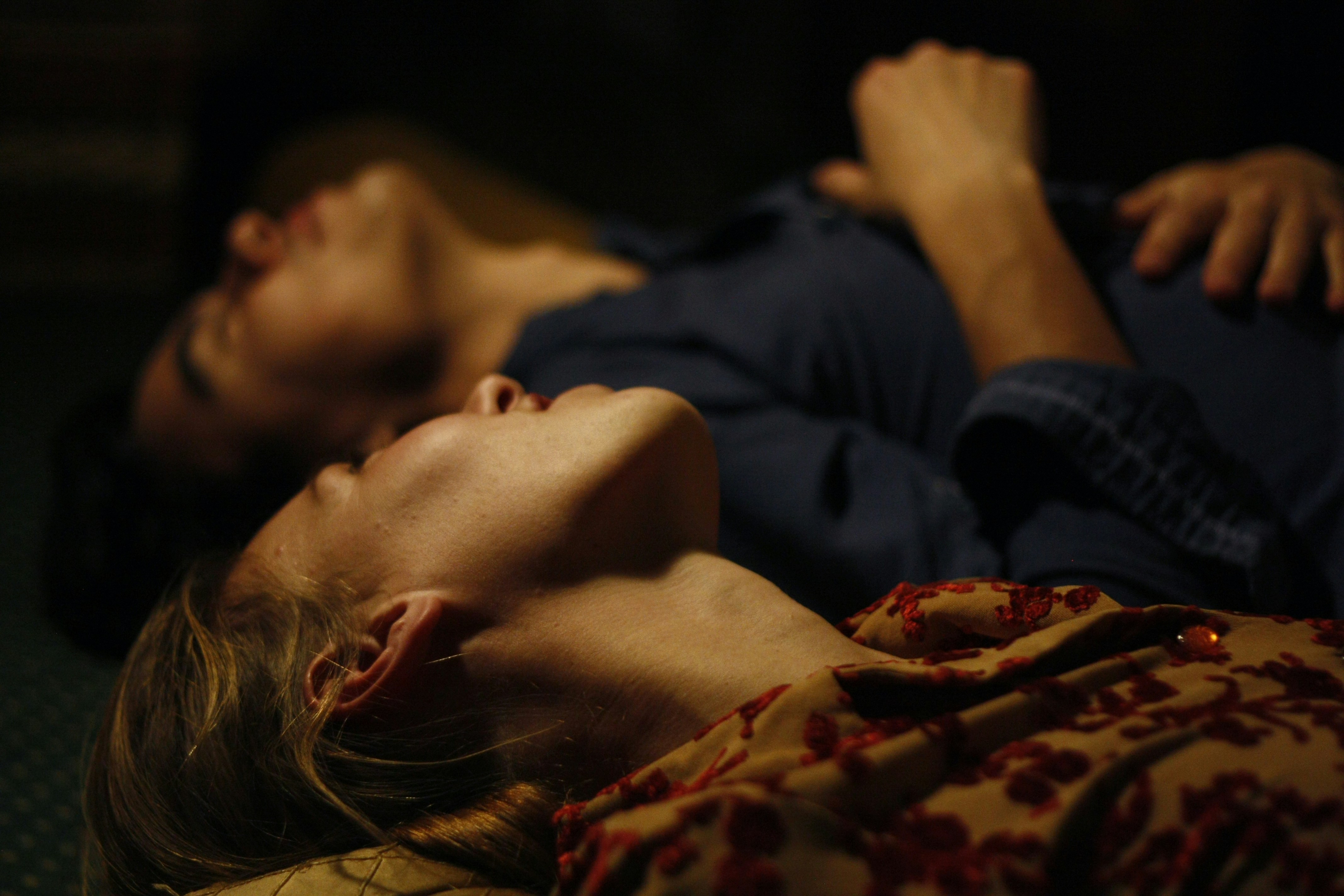 رابطه جنسی ایمن, پیشگیری از STI, جلوگیری از عفونت جنسی, سلامت جنسی, استفاده از کاندوم, واکسیناسیون HPV, واکسن هپاتیت, داروهای ضدویروسی, PrEP, PEP, آزمایش STI, مدیریت تبخال, تبخال دهانی, تبخال تناسلی, HIV, پیشگیری از HIV, سلامت عمومی, پیشگیری از بیماری‌های جنسی, محافظت از شریک جنسی, سلامت طولانی‌مدت, سبک زندگی سالم, بهداشت جنسی, کاهش ریسک عفونت, درمان ضدویروسی, خودداری از رابطه جنسی پرخطر, آموزش سلامت جنسی, مراقبت‌های جنسی, پیشگیری از زگیل تناسلی, سلامت زنان, سلامت مردان, درمان تبخال, مراقبت از بدن, آگاهی جنسی, بیماری‌های قابل پیشگیری, محافظت از سلامت مغز و بدن