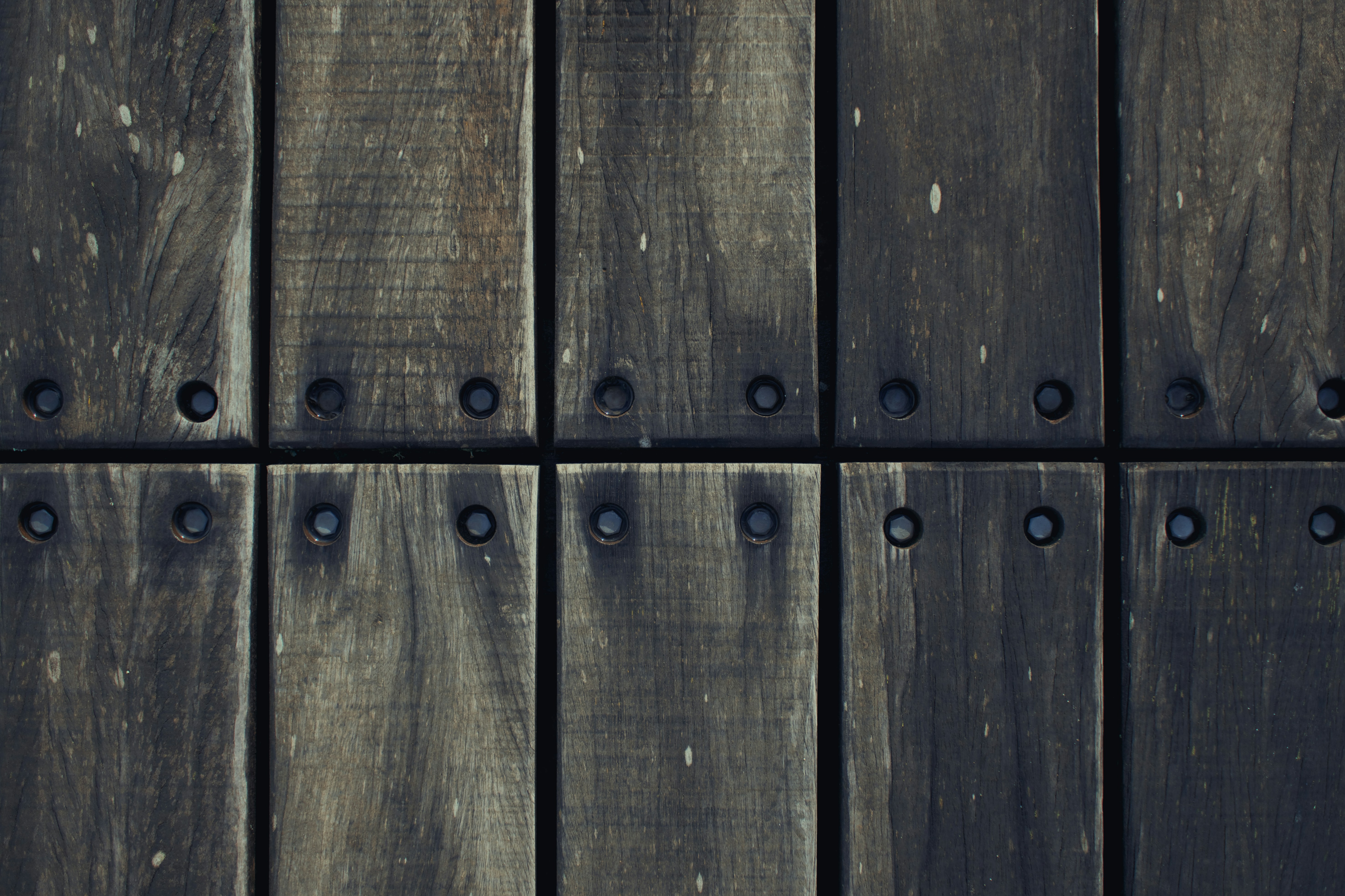 photo-1604936559789-51a1c347a1f0?ixid=M3wxMjA3fDB8MXxzZWFyY2h8MjB8fGhpZ2hzdGFrZSUyMHN3ZWVwc3xlbnwwfHx8fDE3NjI5MTY4MTJ8MA\u0026ixlib=rb-4.1.0