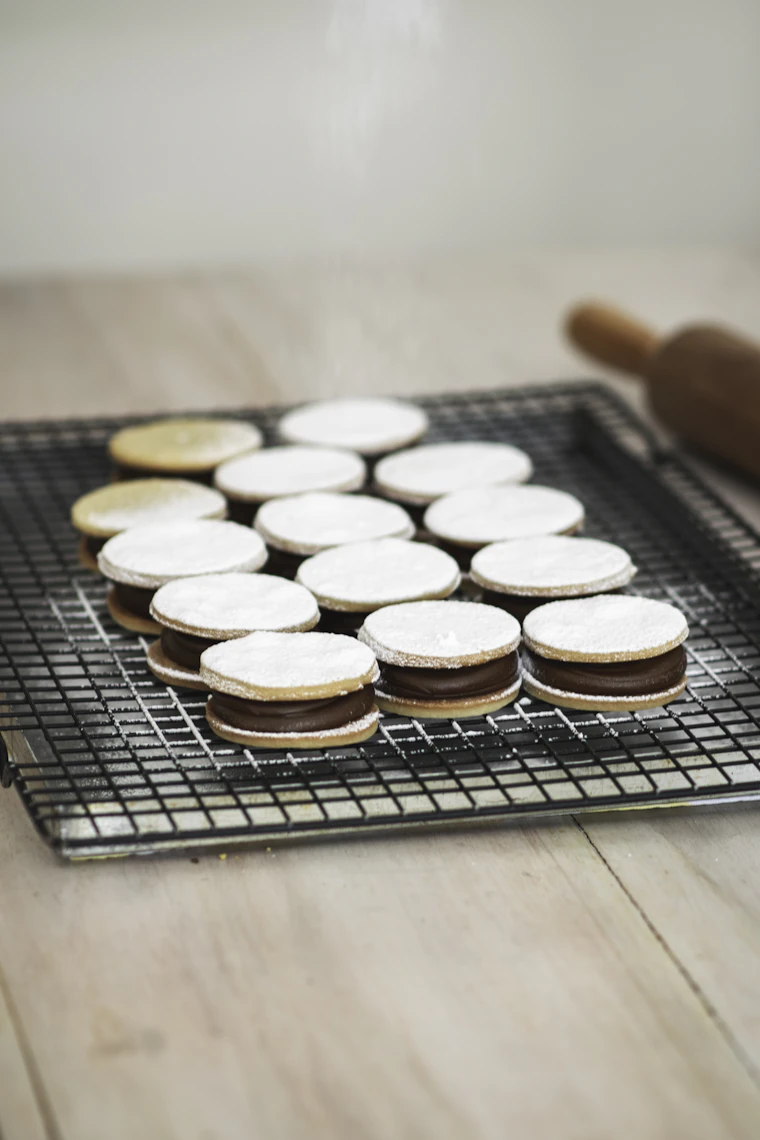 Alfajores de chocolate blanco