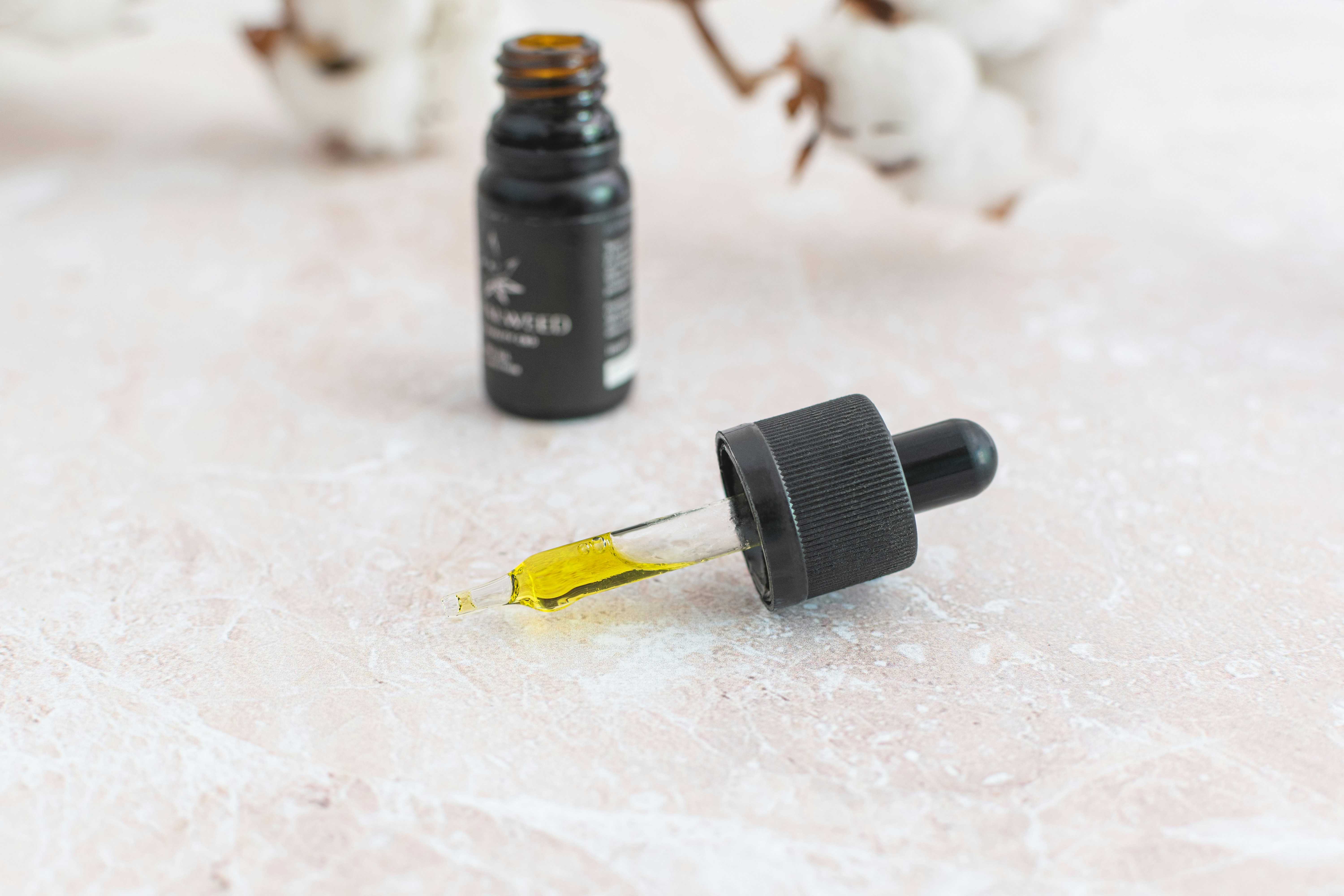 Instagram @crystalweed_official