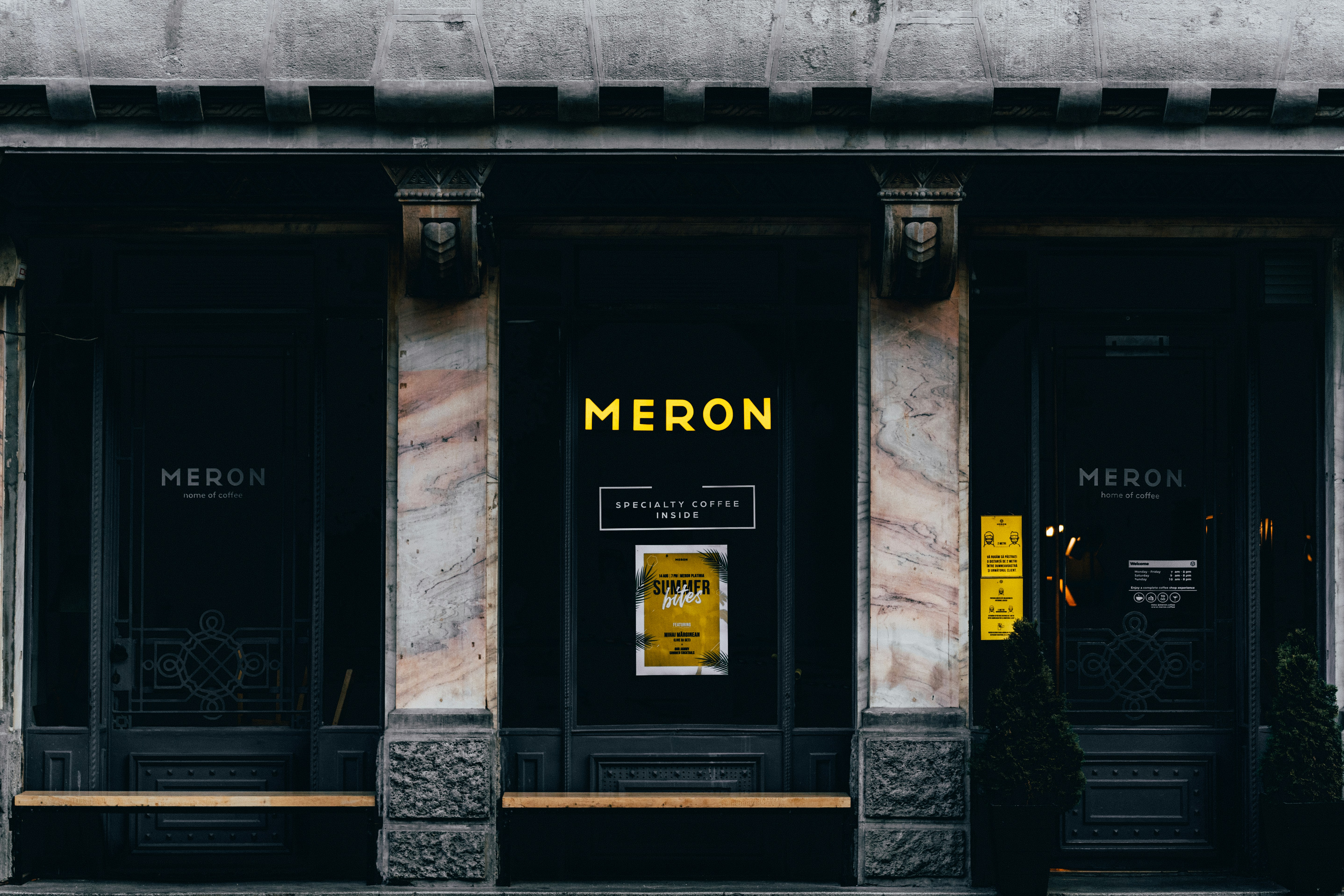 Бум мемкоїнів перетворюється на капітуляцію через рік після піку ринку в $150 мільярдів