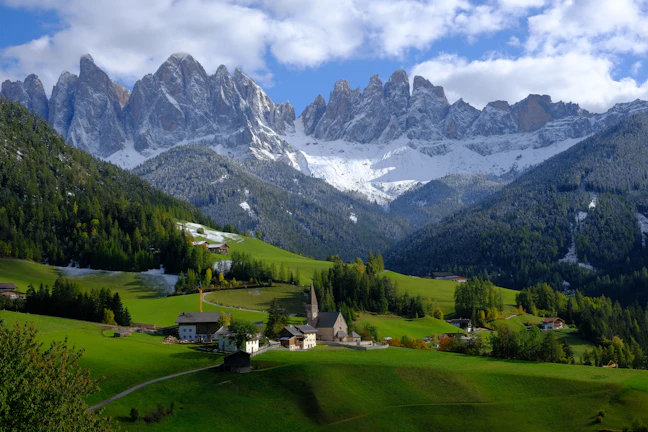9-Day Budget Scenic Southern Europe Itinerary