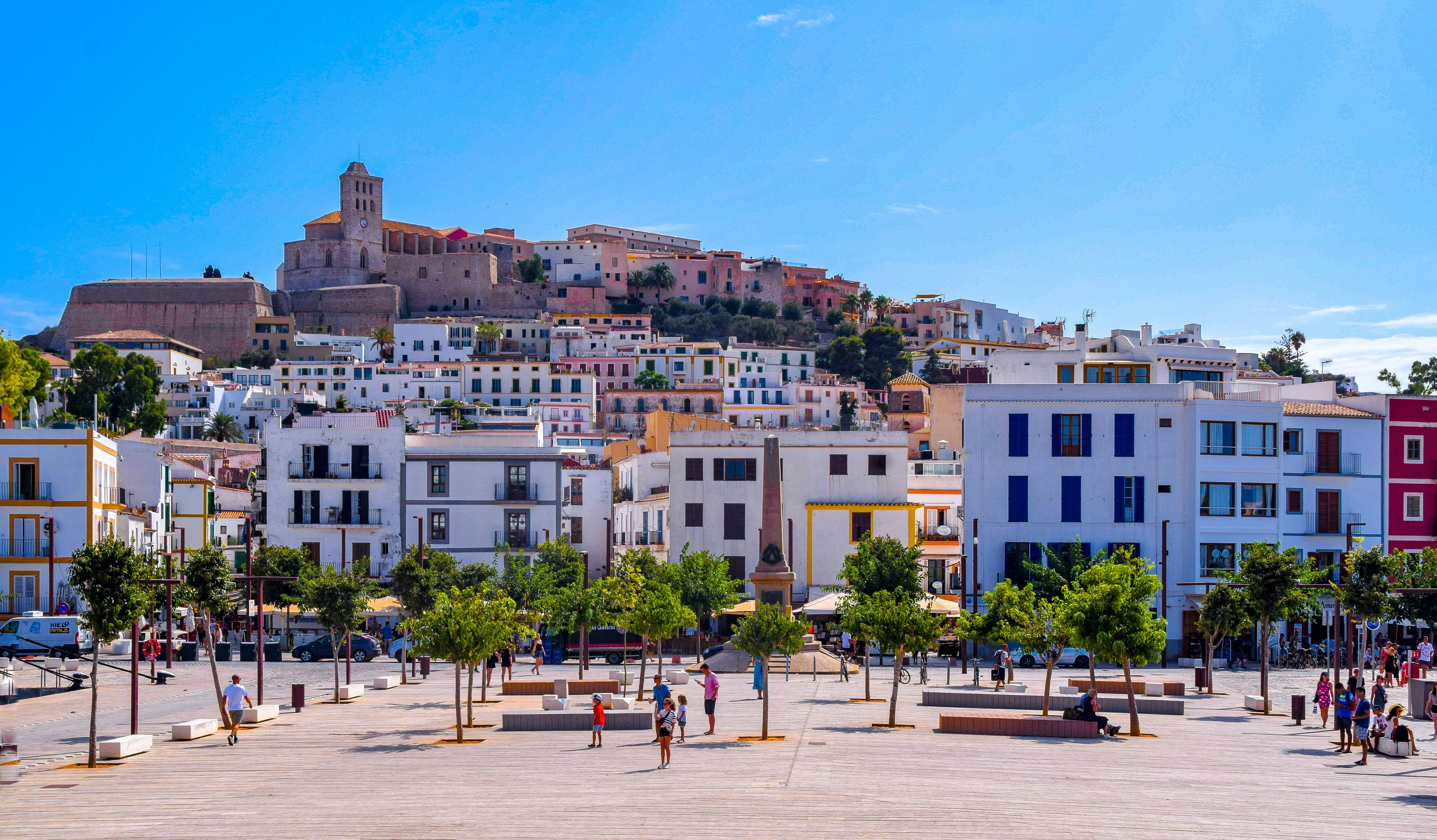 Photo by tompodmore86