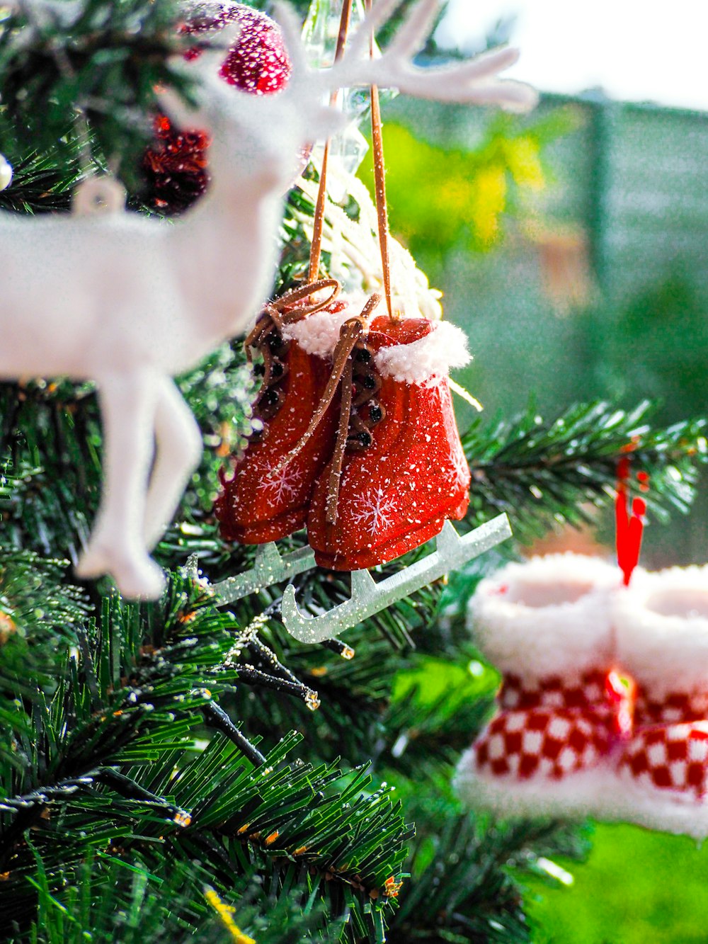 white and red ceramic dog figurine