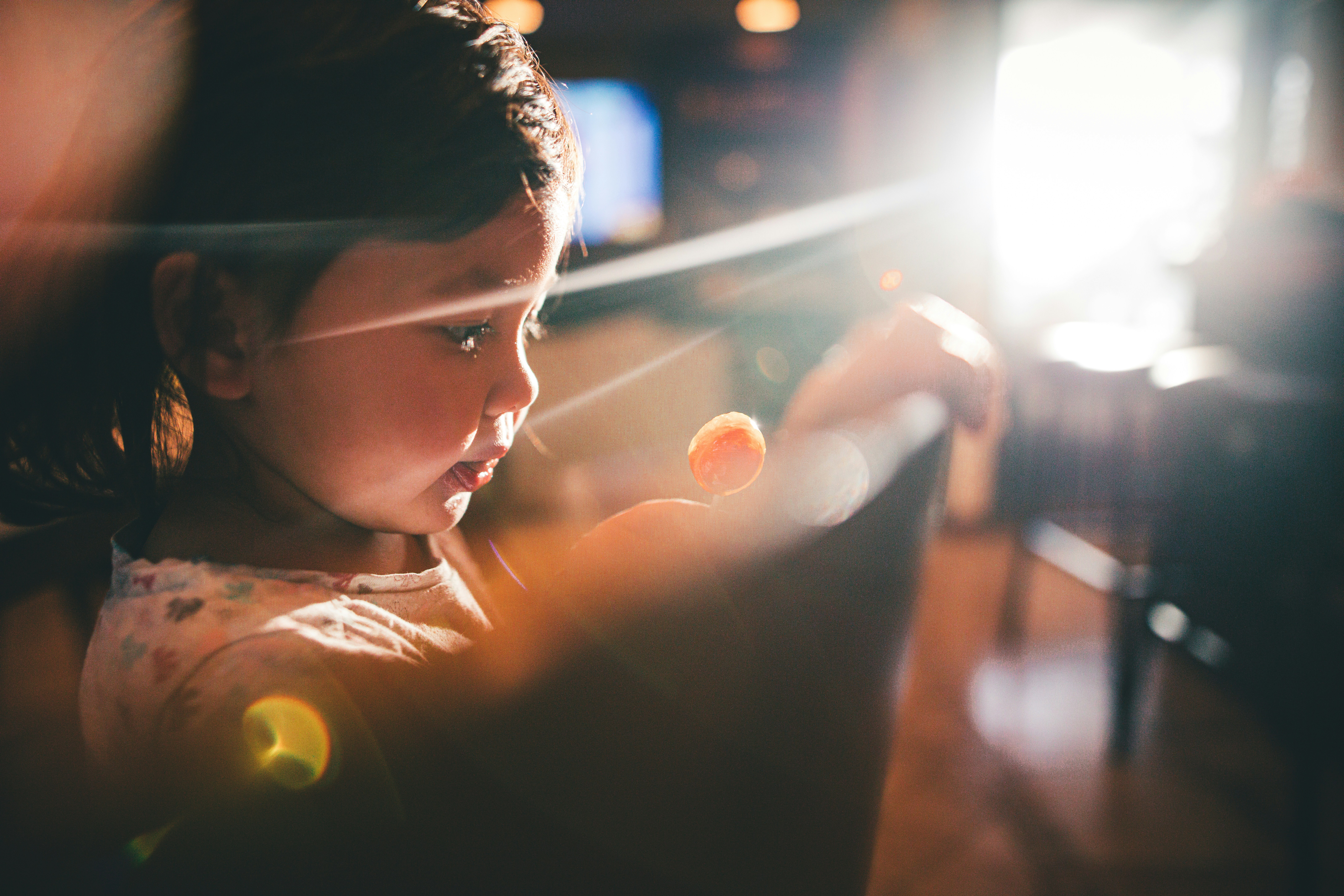 Photo by worldsbetweenlines