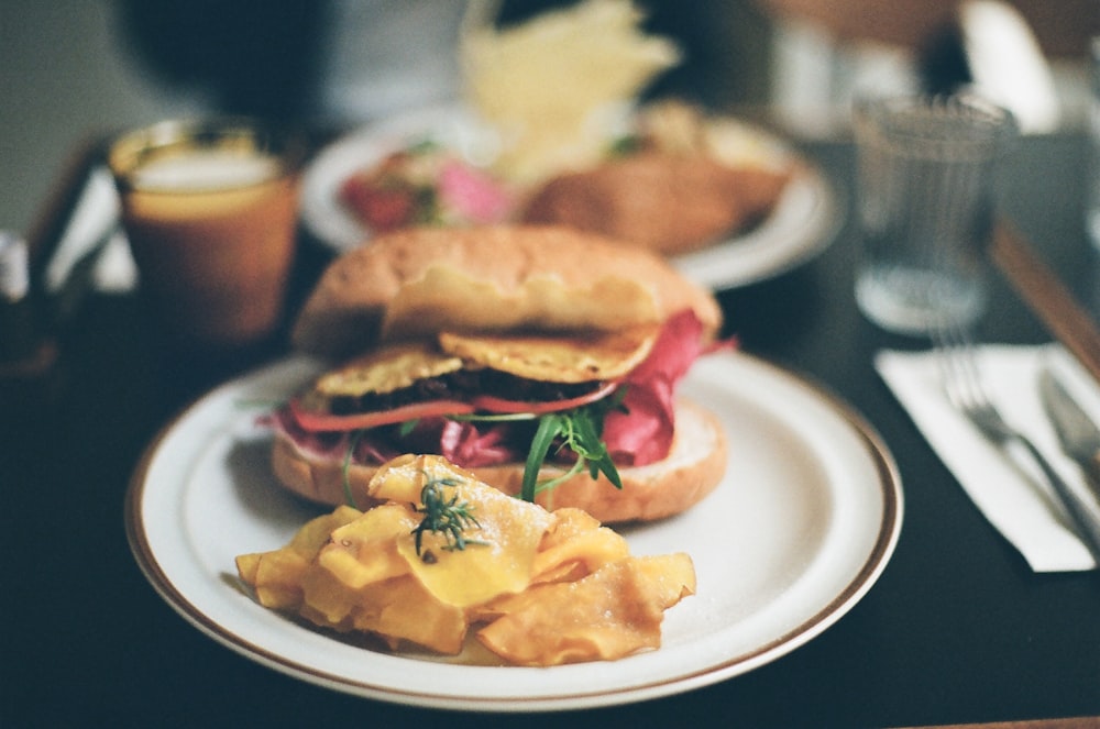 burger on white ceramic plate