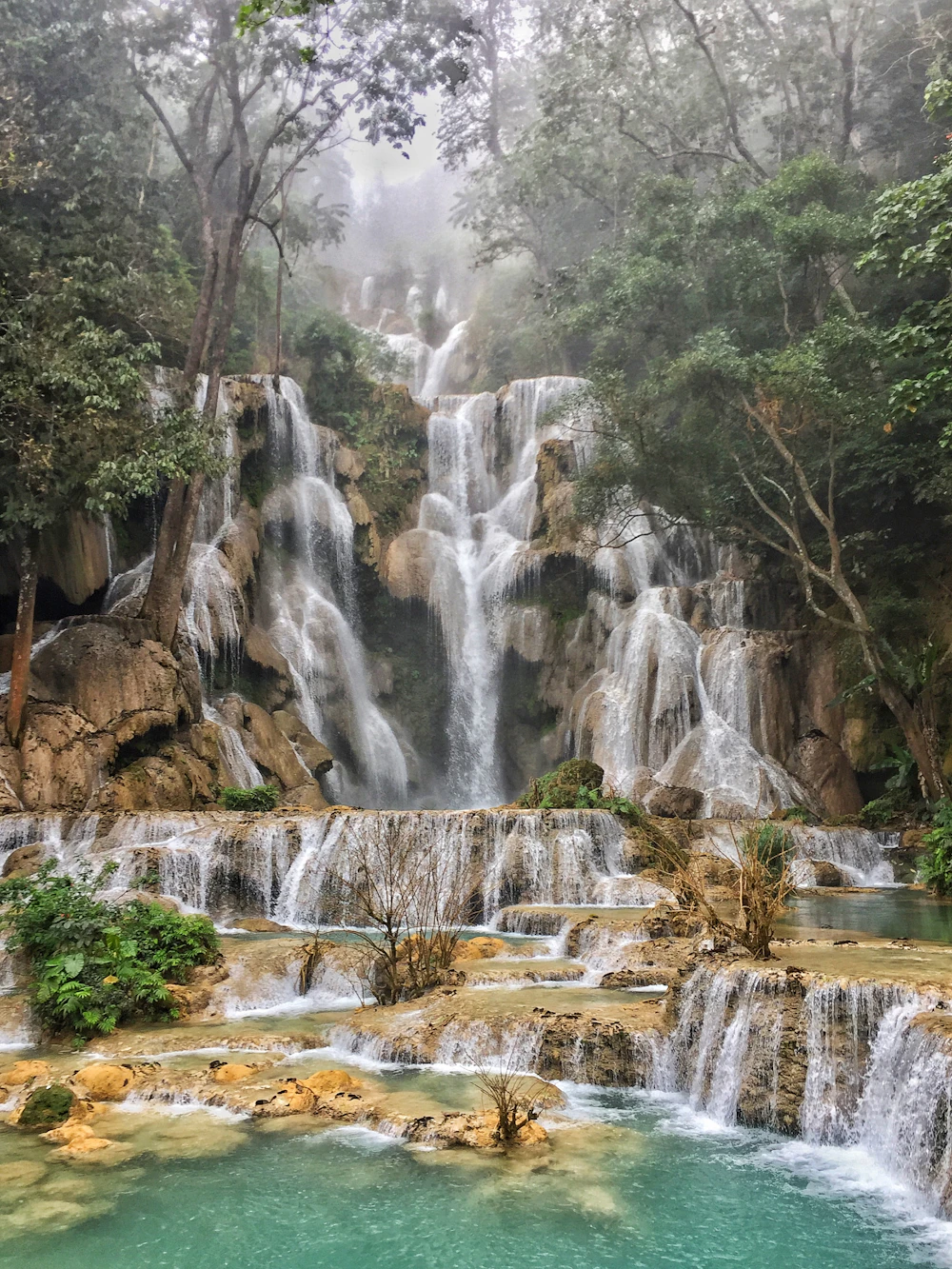 ນ້ຳຕົກຕາດກວາງຊີ ແລະ ຖ້ຳປາກອູ — ລ່ອງເຮືອແມ່ນ້ຳຂອງ
