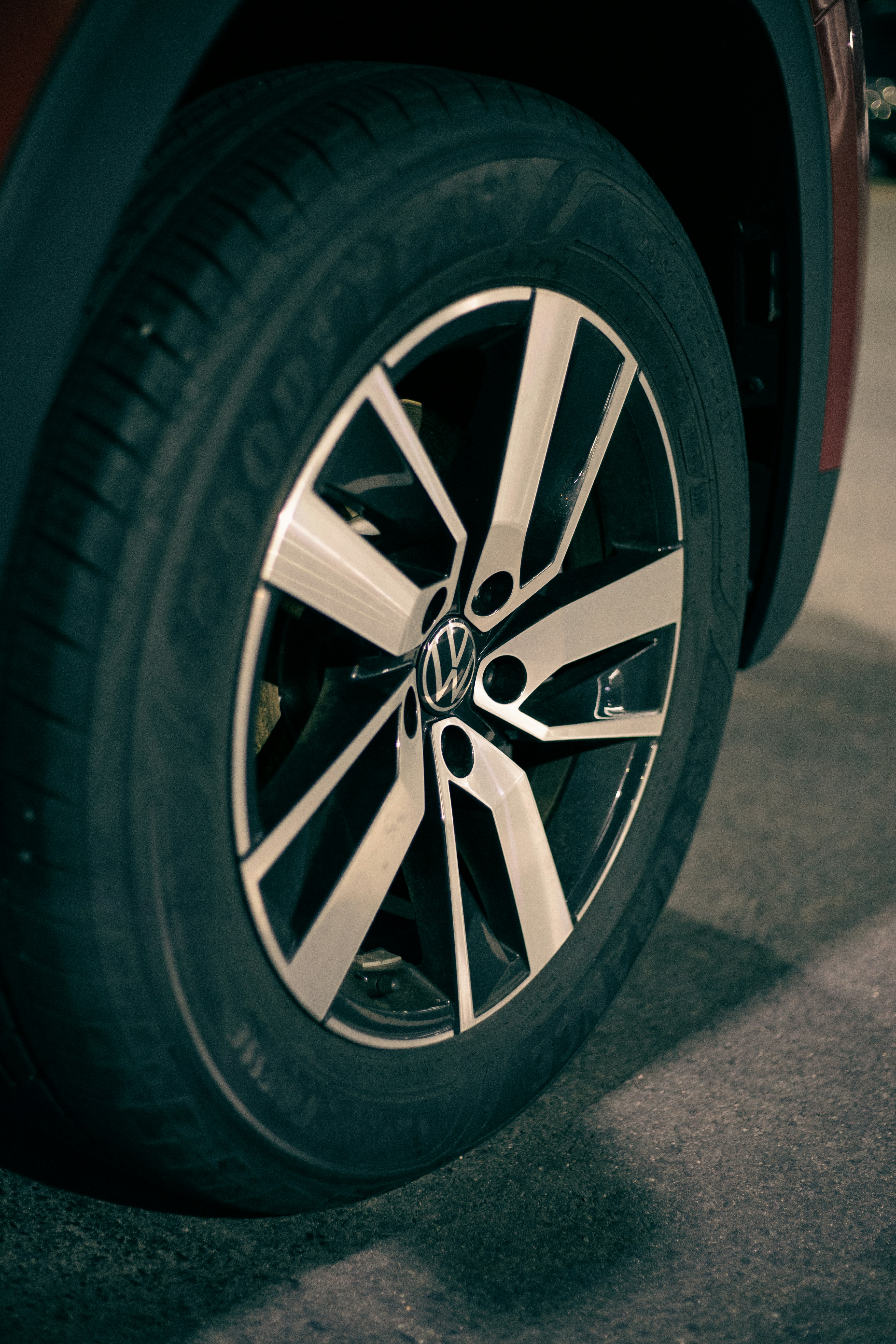 إطارات جي تي عالية الجودة