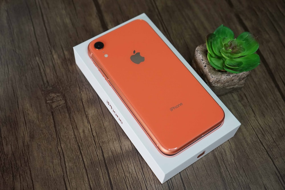 Caja de oro rosa iPhone 6S