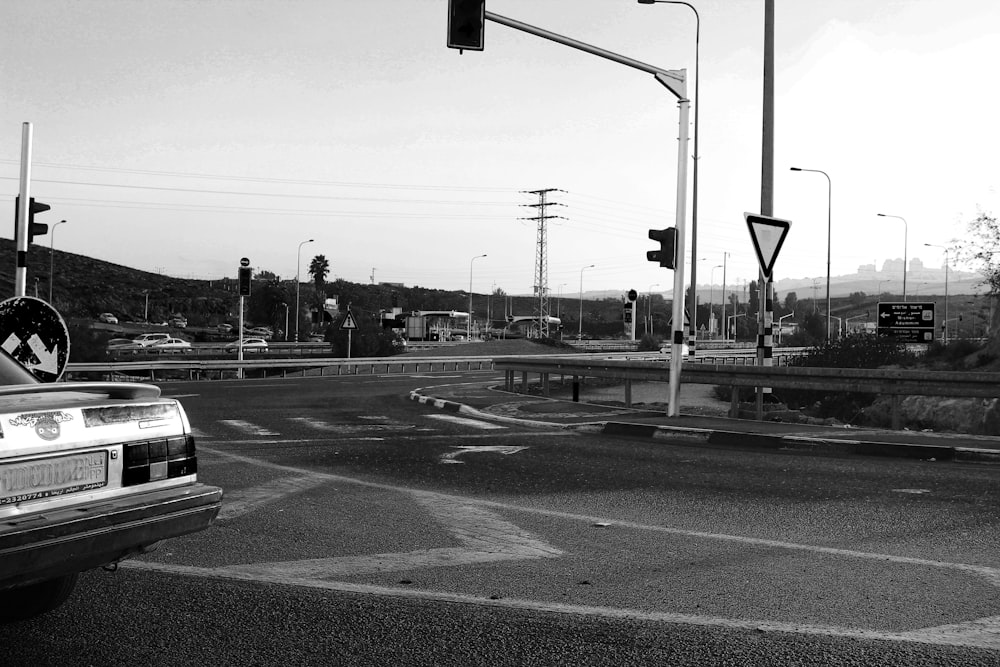 grayscale photo of traffic light