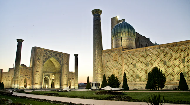 20-Day Luxury Central Asia Itinerary: Silk Road Gems