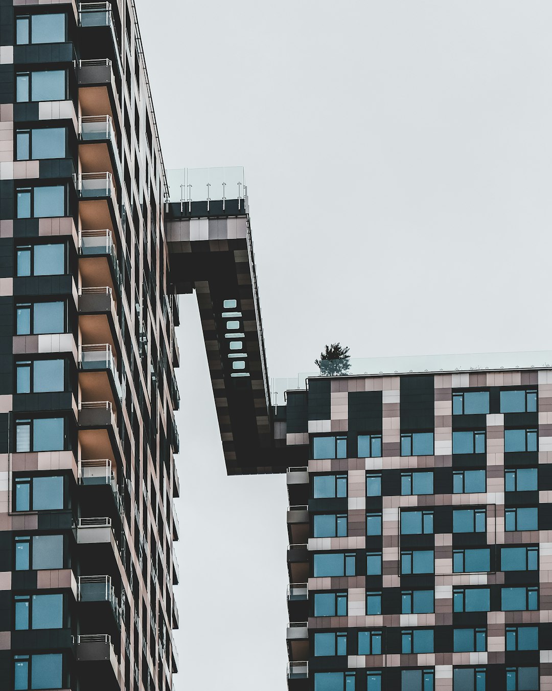 brown and white concrete building