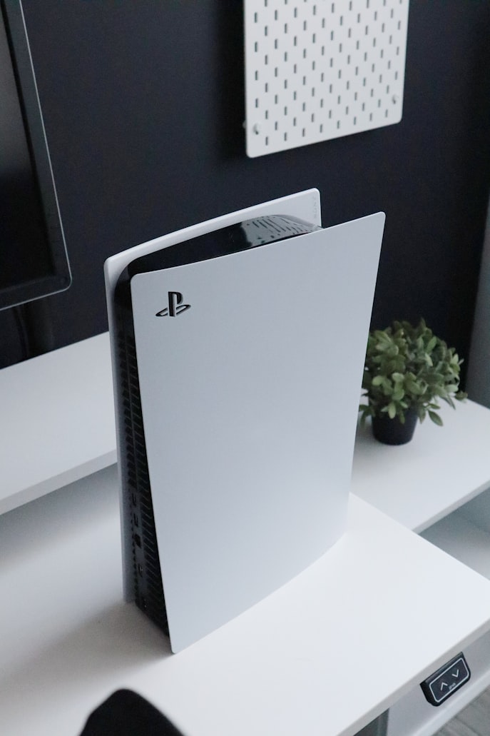 Streaming and Blu-ray playback  In addition to traditional gaming, the PS5 has a number of other features and capabilities