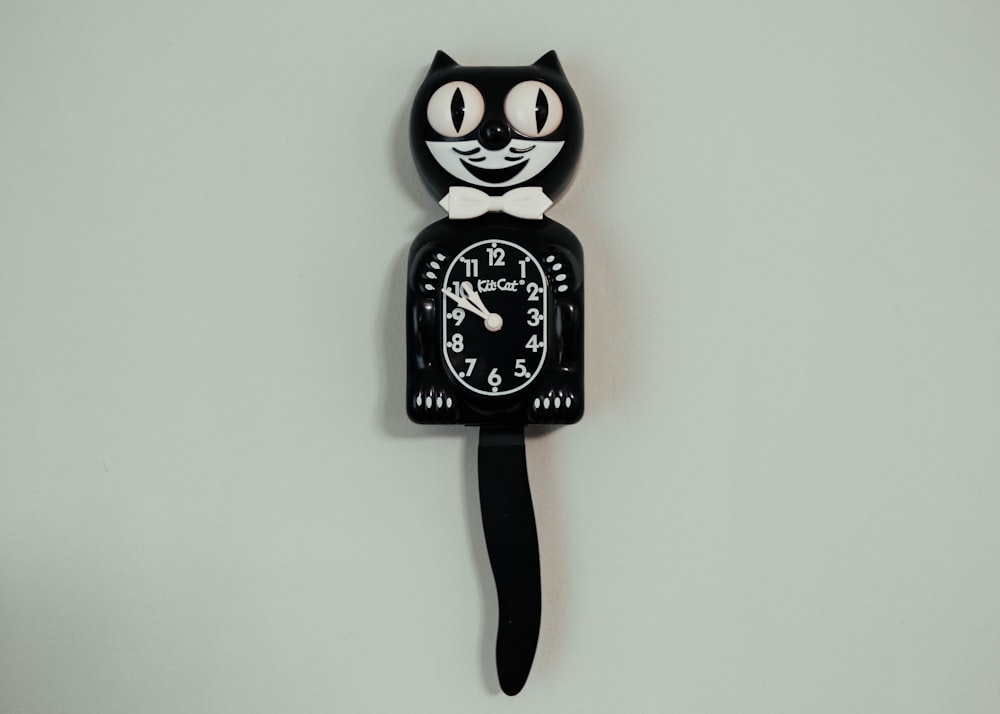 black and white panda analog wall clock