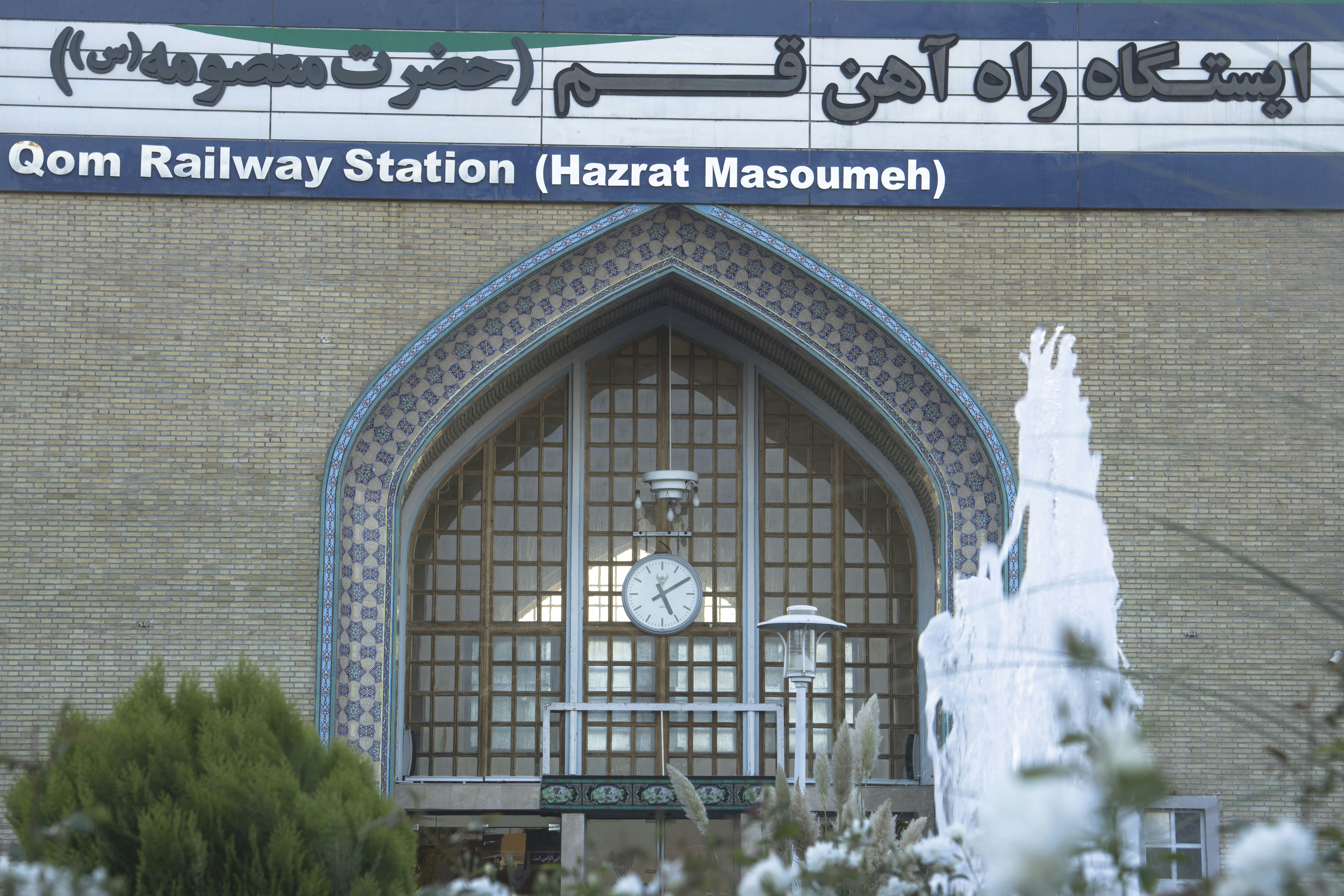 Iran warning adds to shipping uncertainty