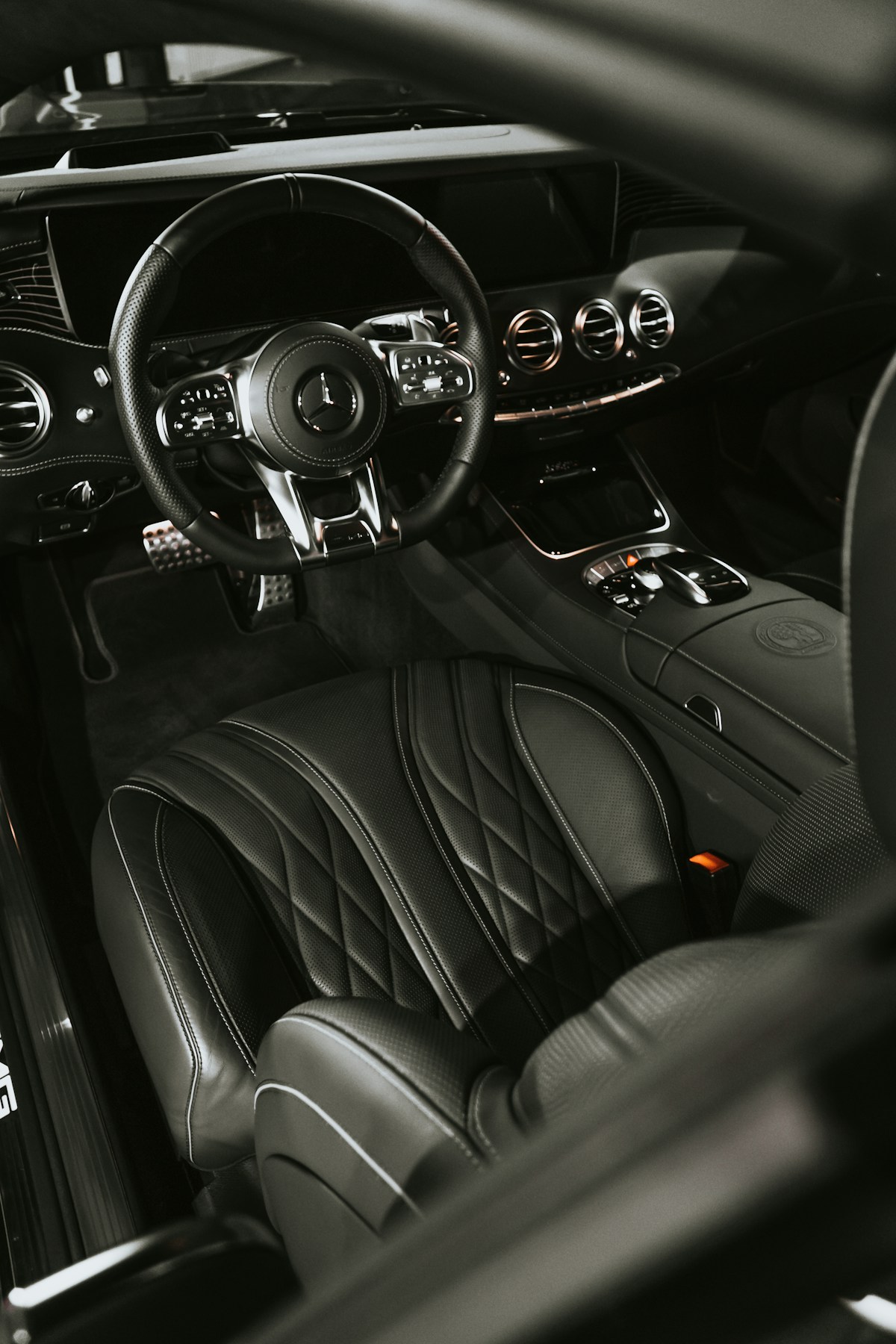Leather Cleaning and Conditioning image background image