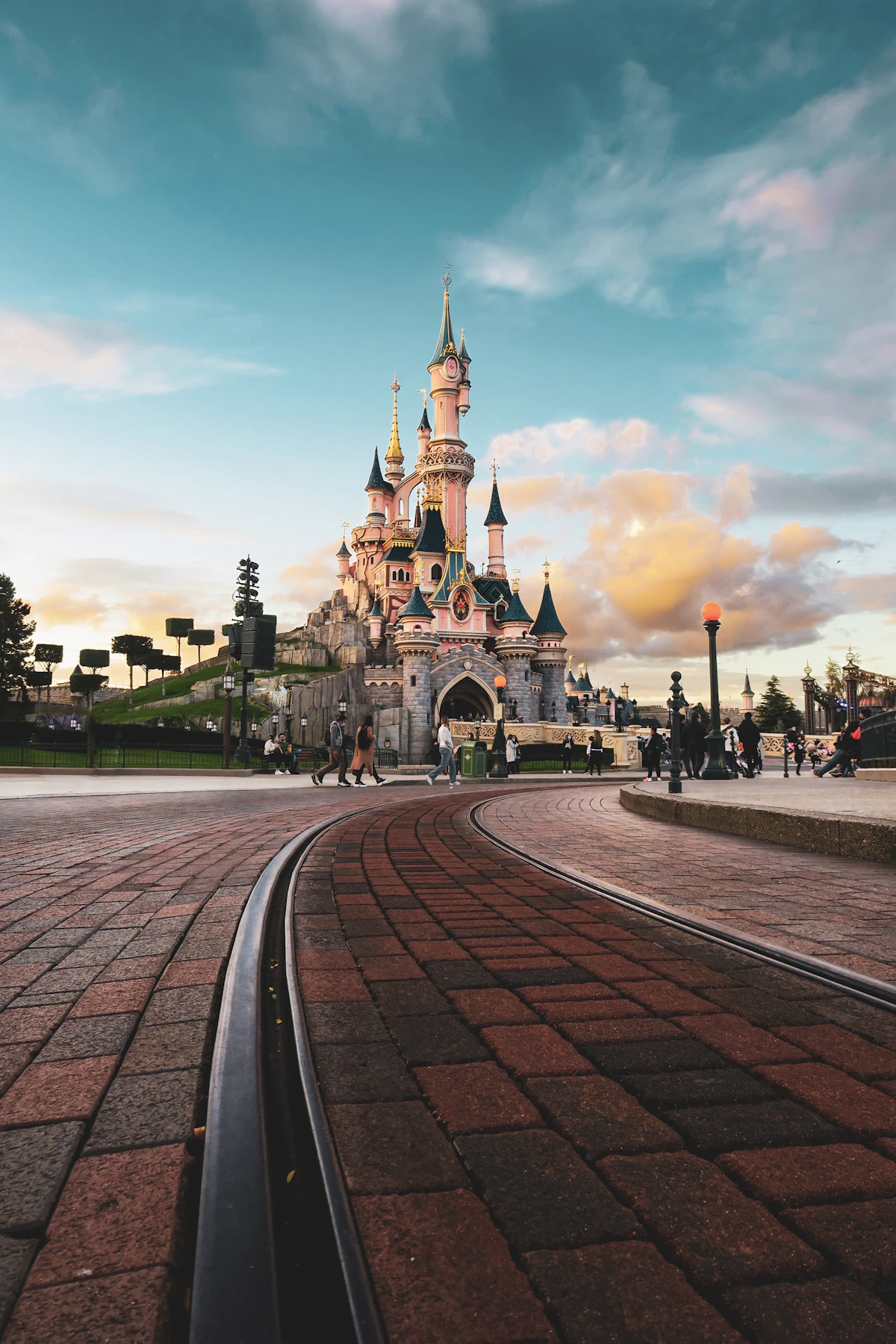 Disneyland Paris Aile Turu