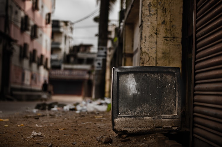 De Mediamonitor laat zien: tv is nu toch echt stervende
