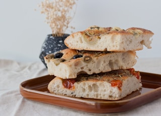 sliced bread on white ceramic plate